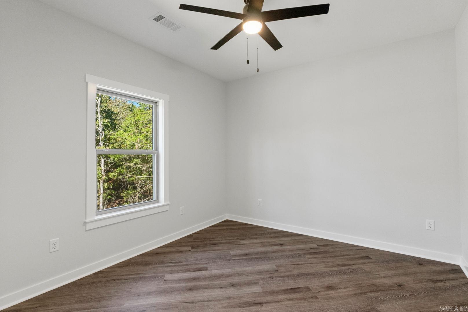 ULES WATSON PLACE - Residential