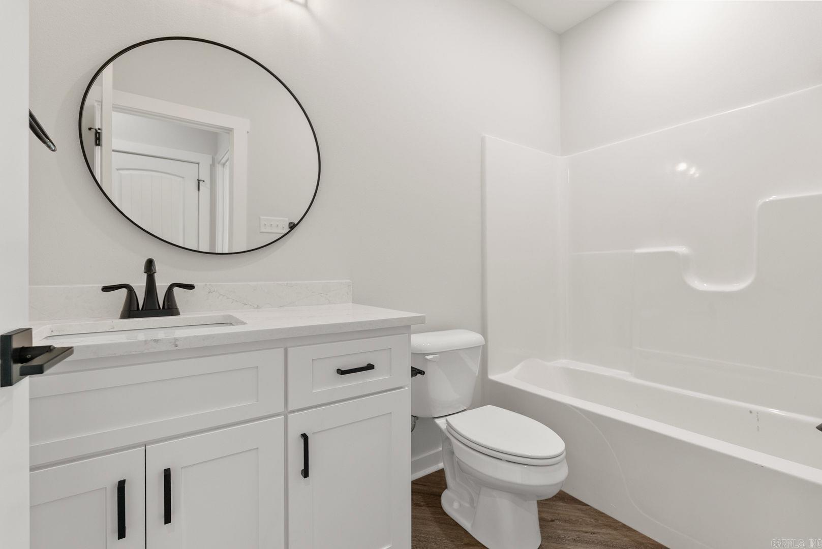 ULES WATSON PLACE - Residential