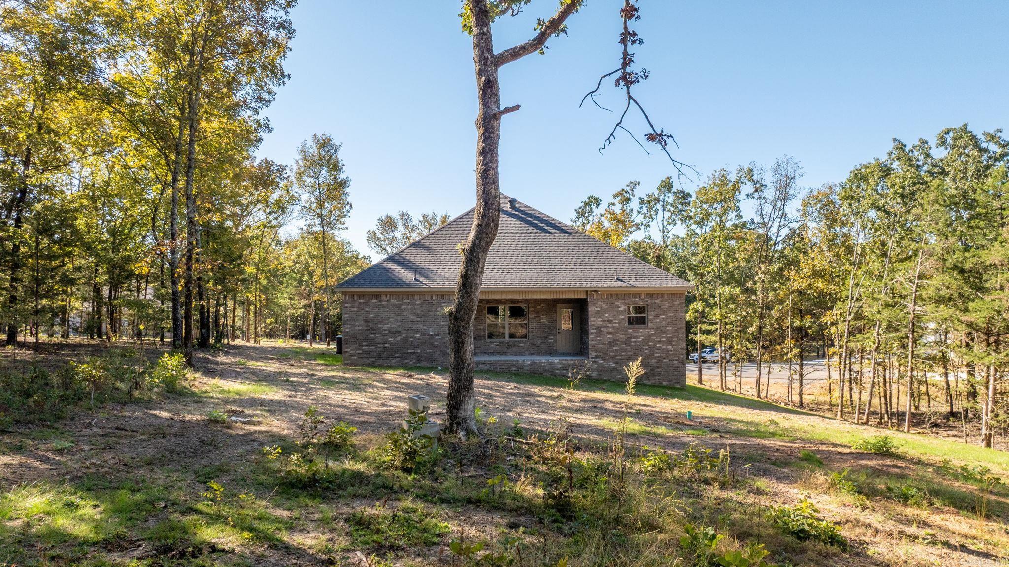 ULES WATSON PLACE - Residential