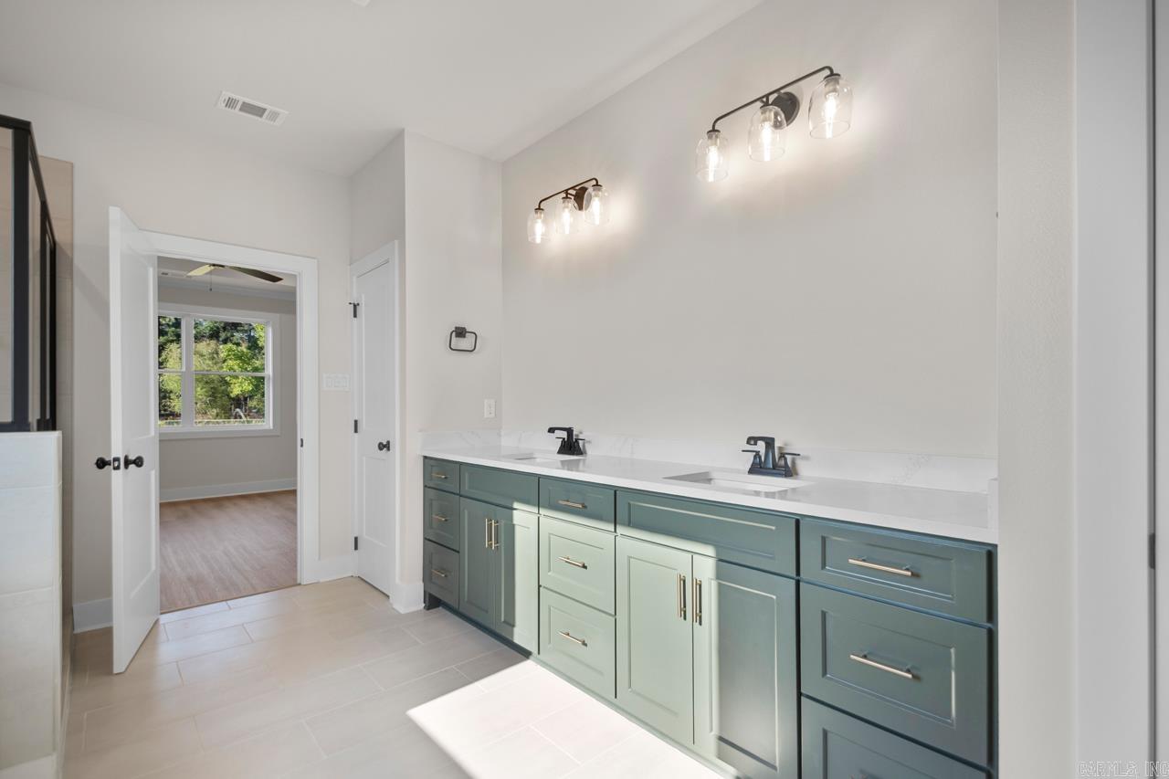 SPENCER CROSSING LLC - Residential