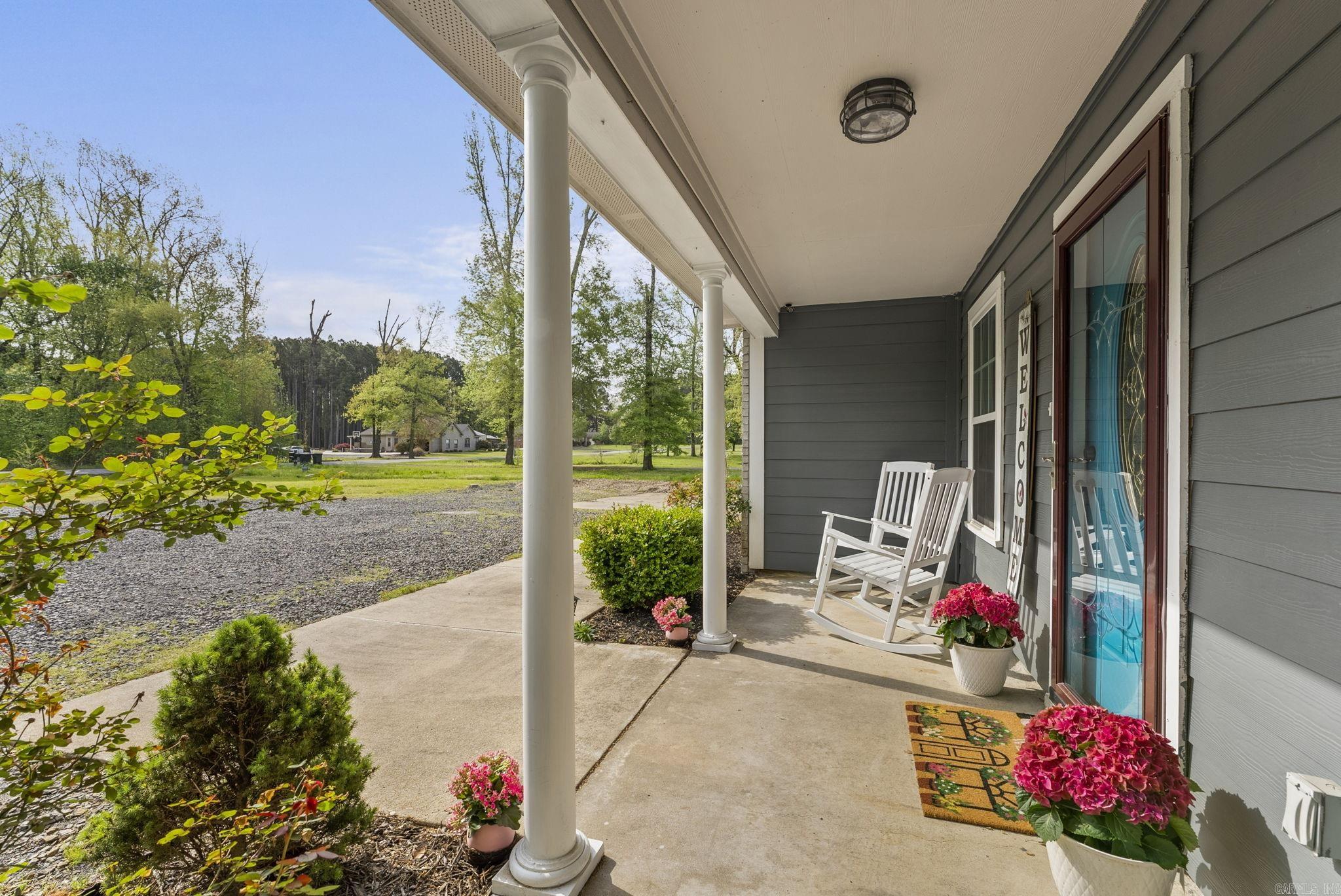 WILLIAMSBURG COVE - Residential