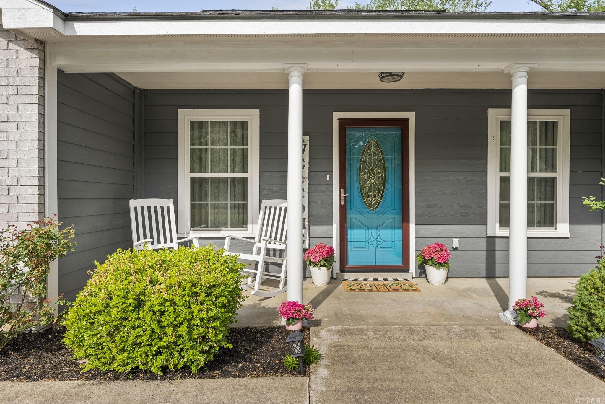 WILLIAMSBURG COVE - Residential