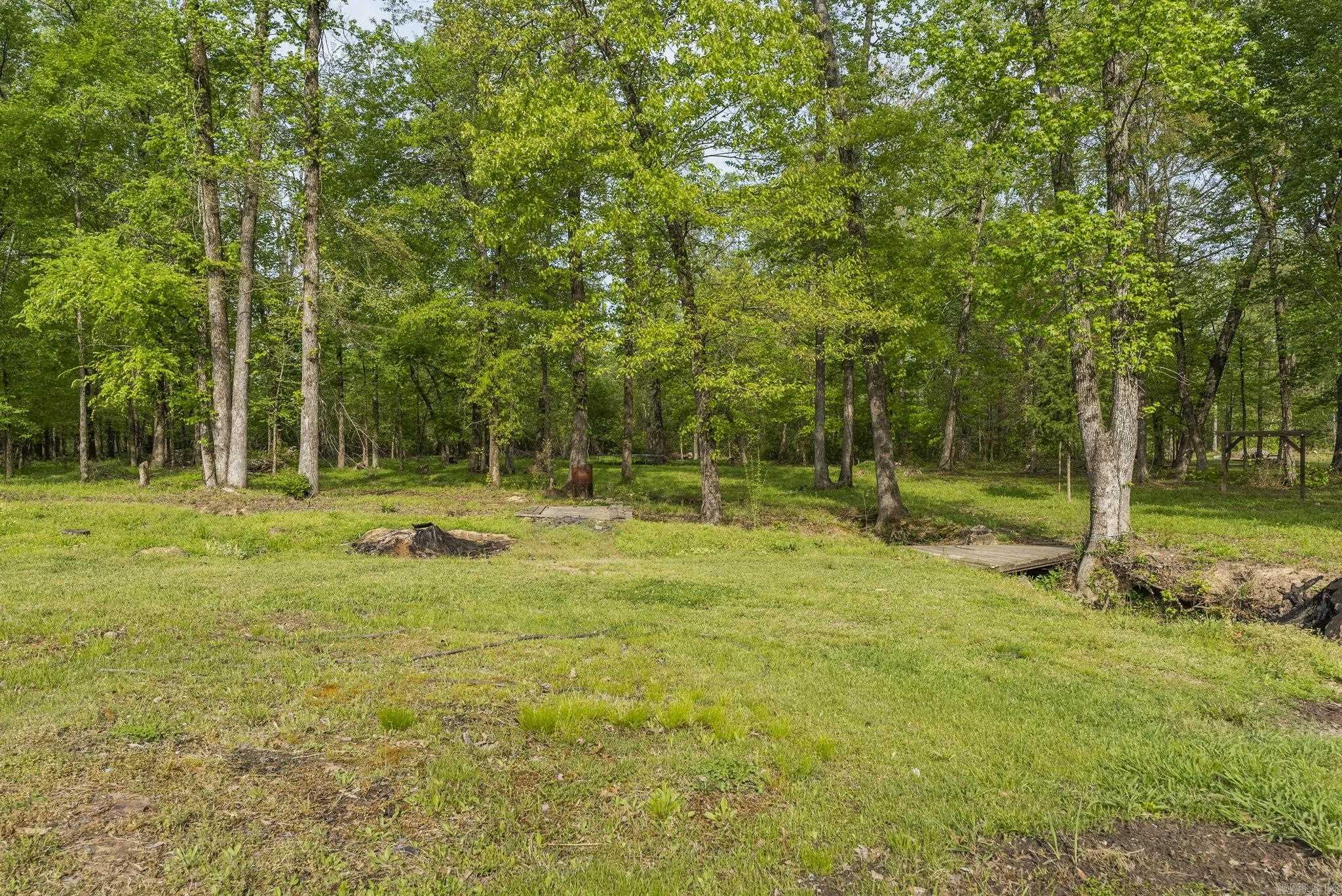 WILLIAMSBURG COVE - Residential