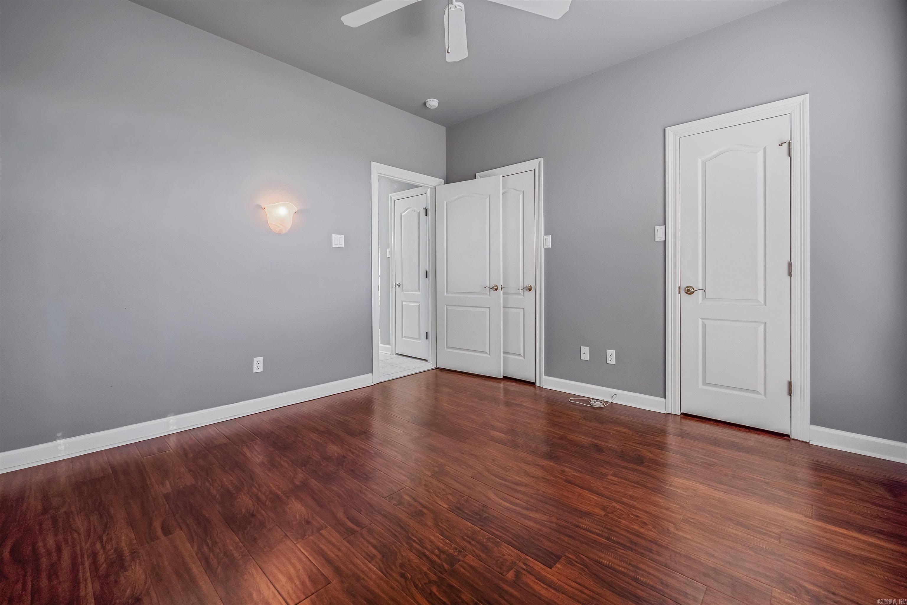 CONFEDERATE WOODS - Residential