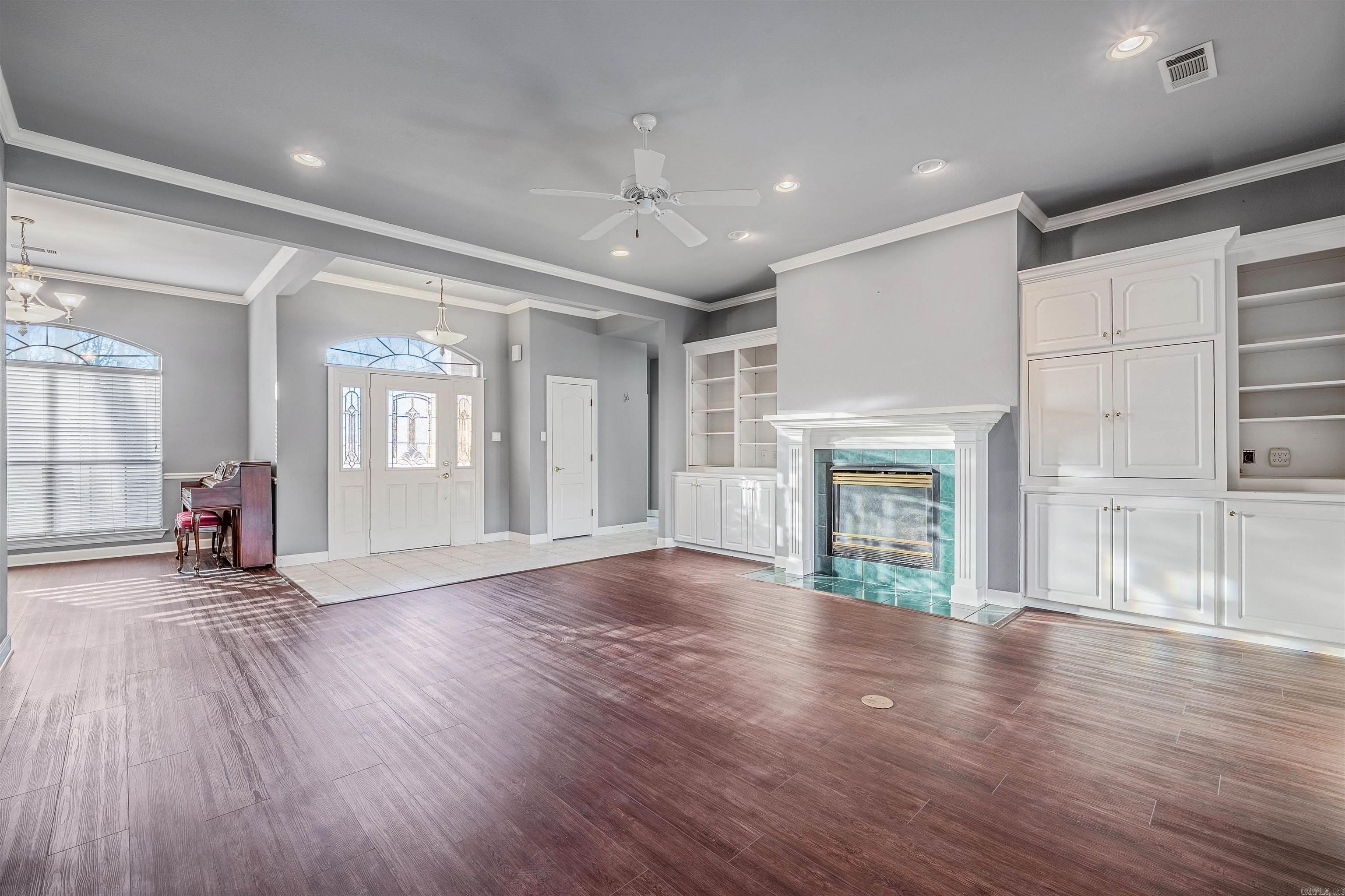 CONFEDERATE WOODS - Residential