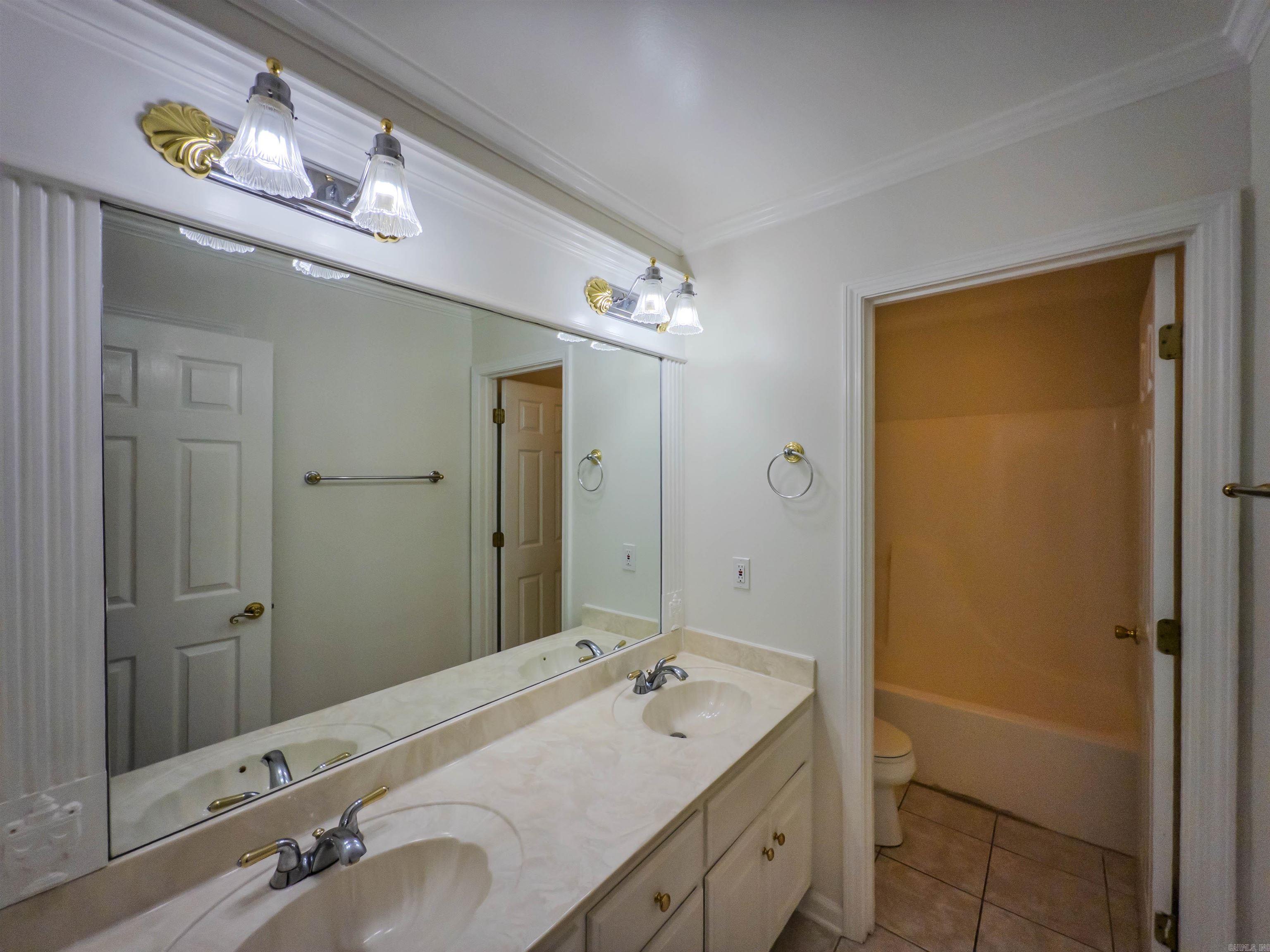 EDGEWATER ADDN - Residential