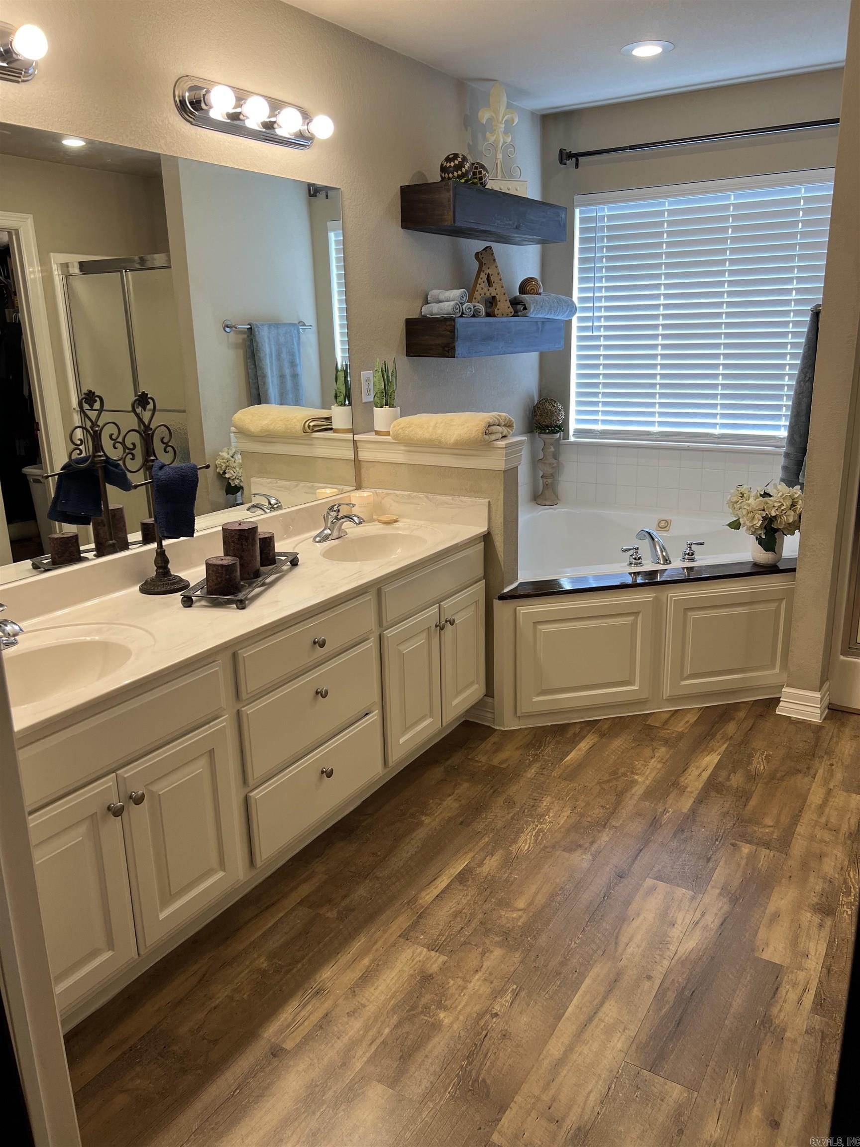 PALISADES - Residential