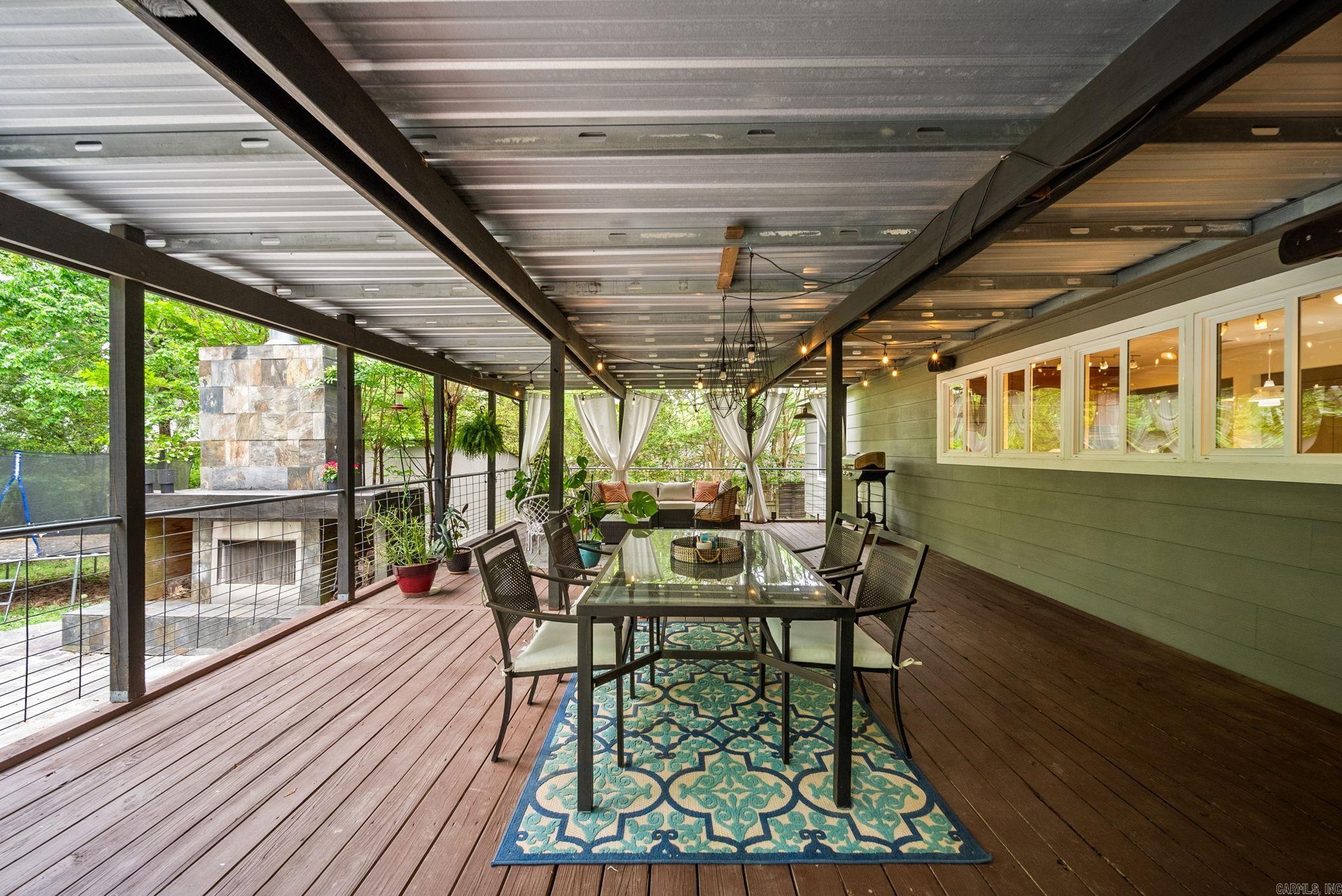 KINGWOOD PLACE - Residential