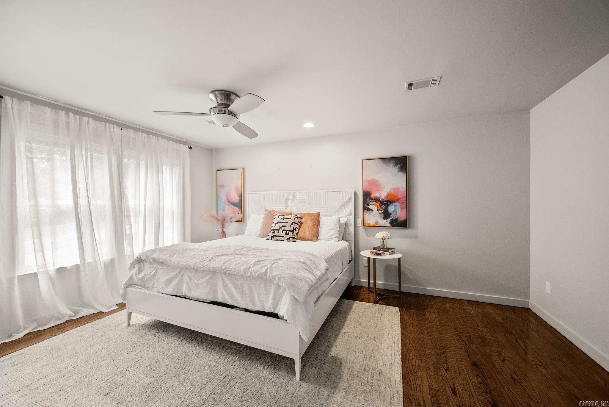 KINGWOOD PLACE - Residential