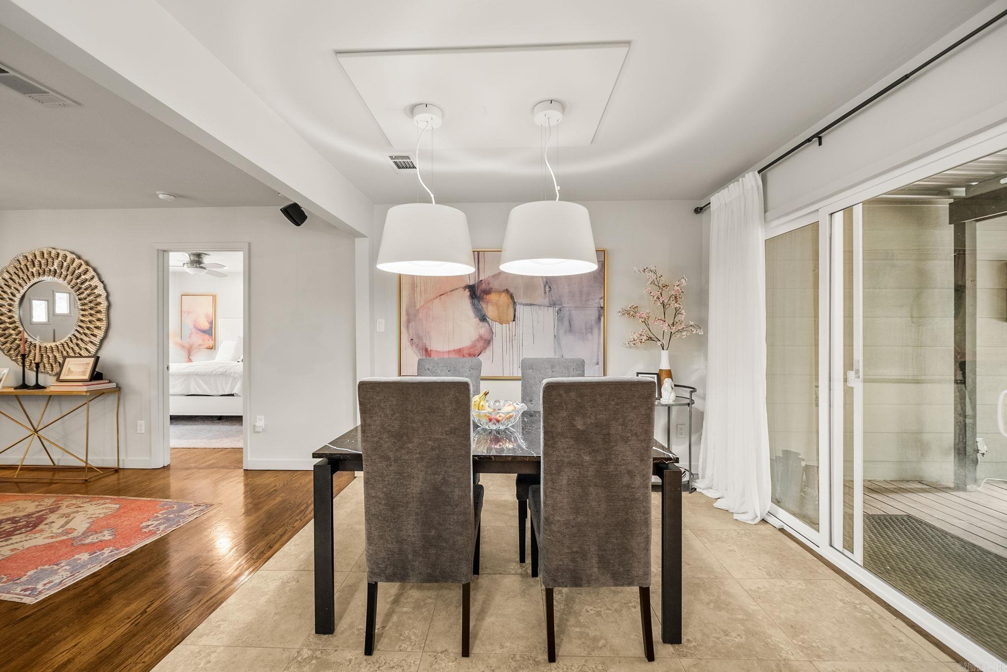 KINGWOOD PLACE - Residential