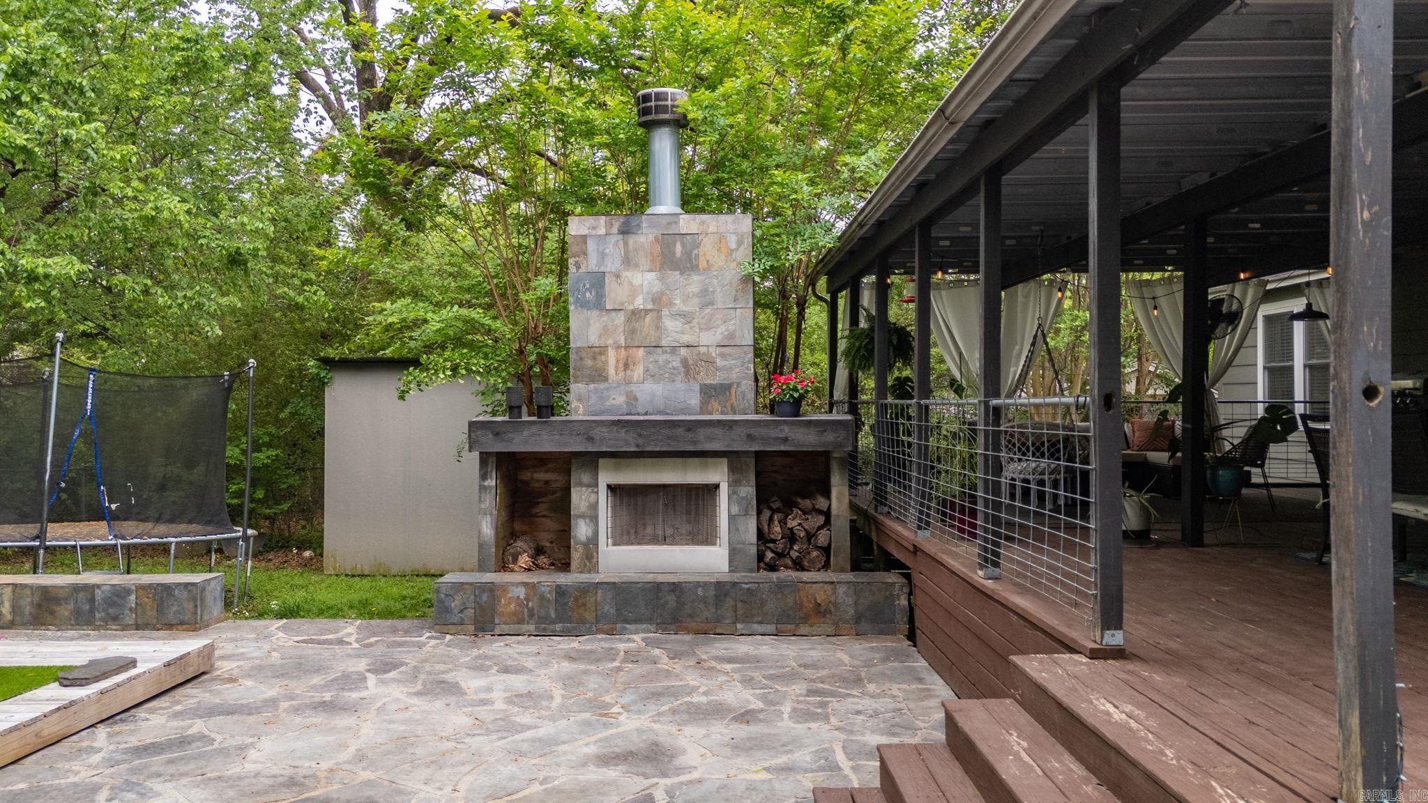 KINGWOOD PLACE - Residential