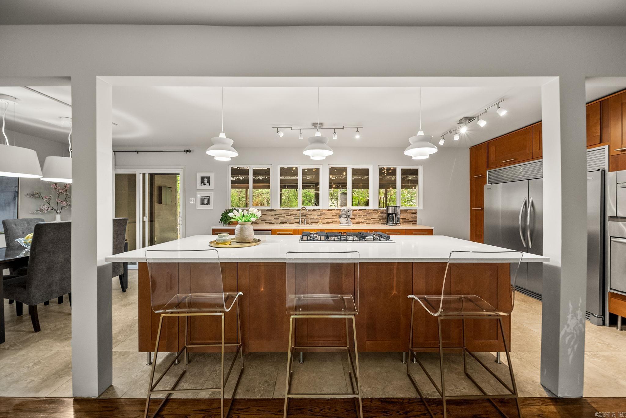 KINGWOOD PLACE - Residential