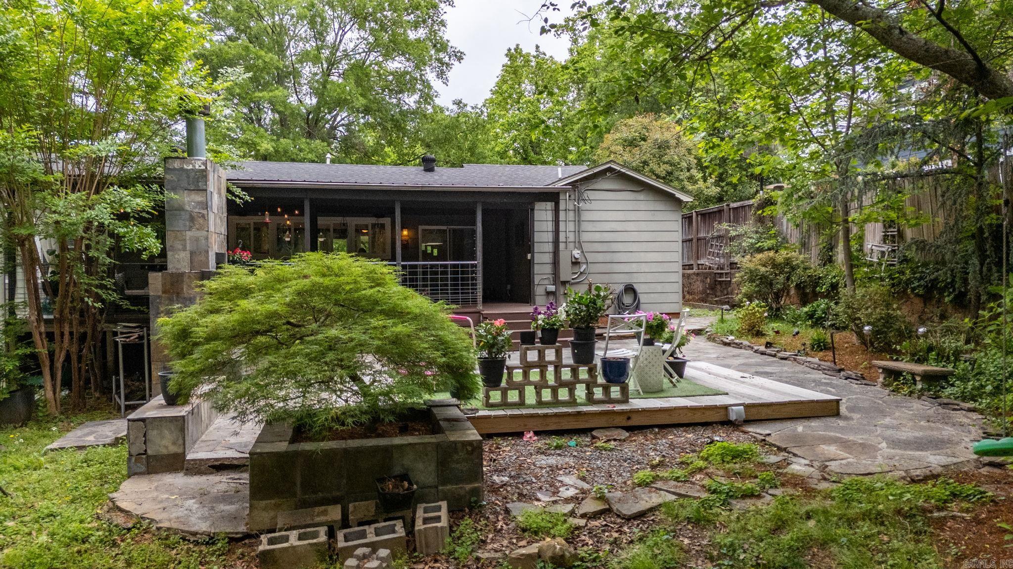 KINGWOOD PLACE - Residential