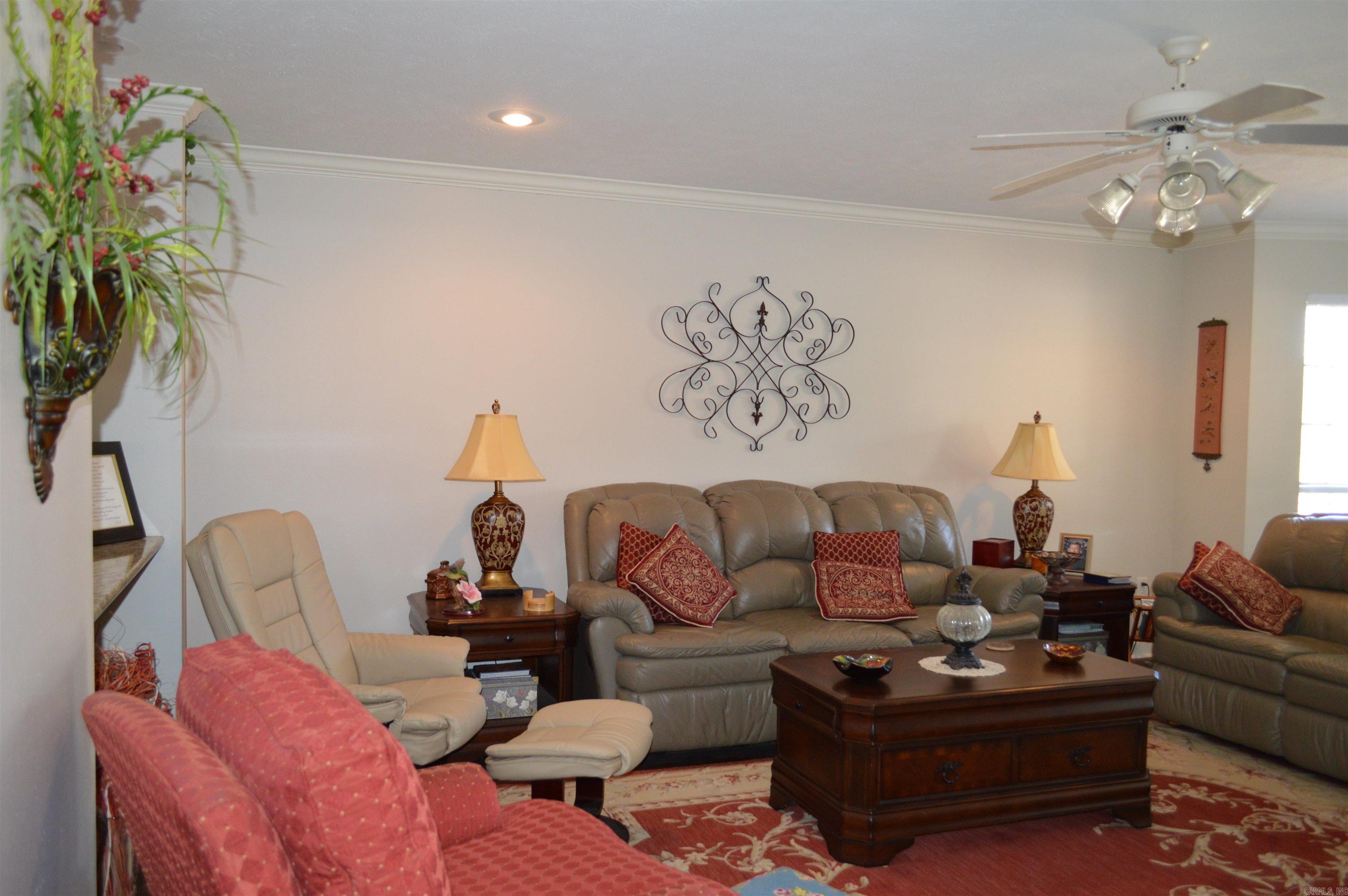 VILLAS AT SOUTHRIDGE VILLAGE H.P - Residential