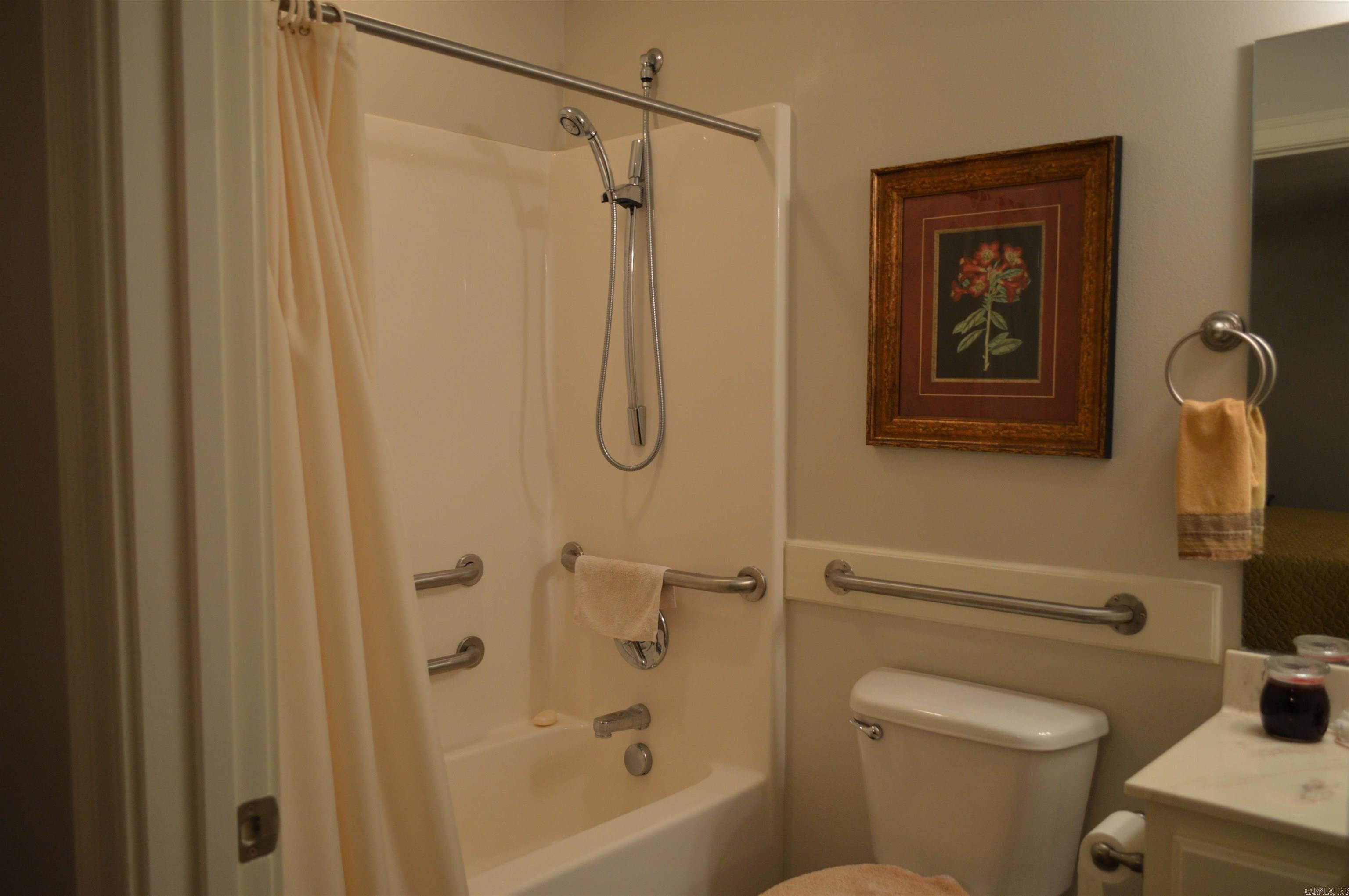 VILLAS AT SOUTHRIDGE VILLAGE H.P - Residential
