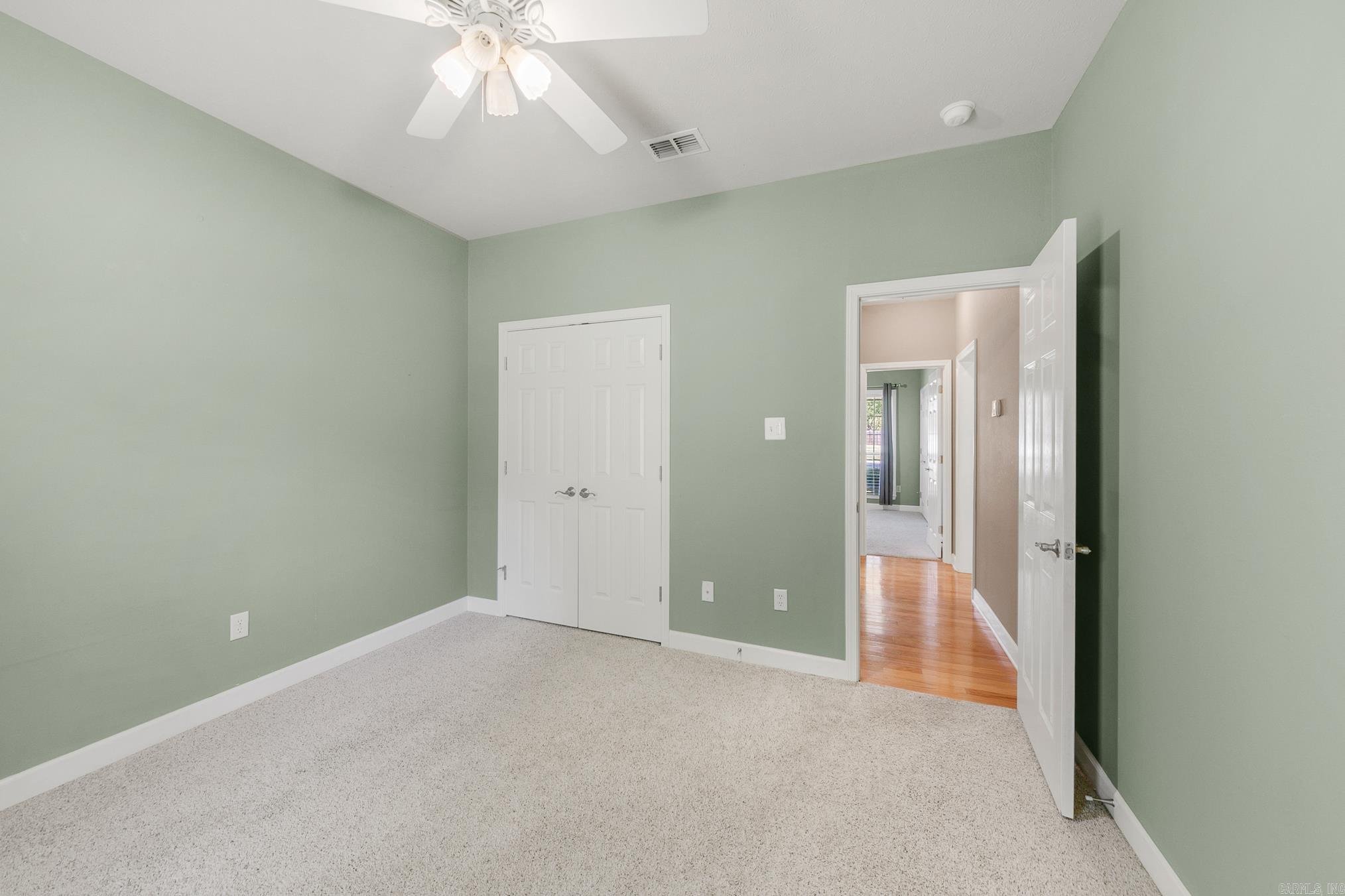 Derden Estates - Residential Lease