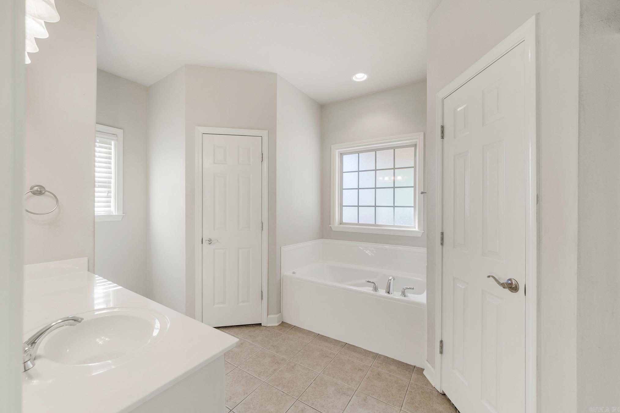 Derden Estates - Residential Lease