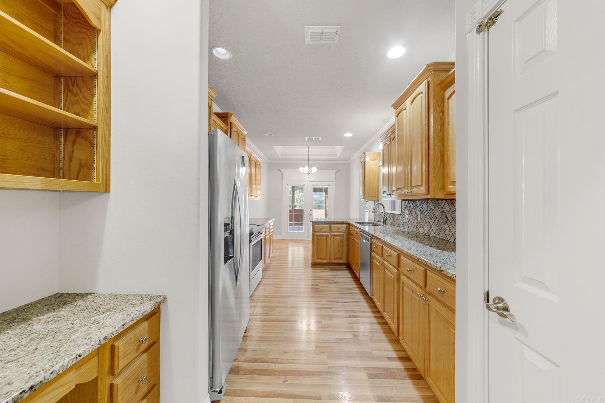 Derden Estates - Residential Lease