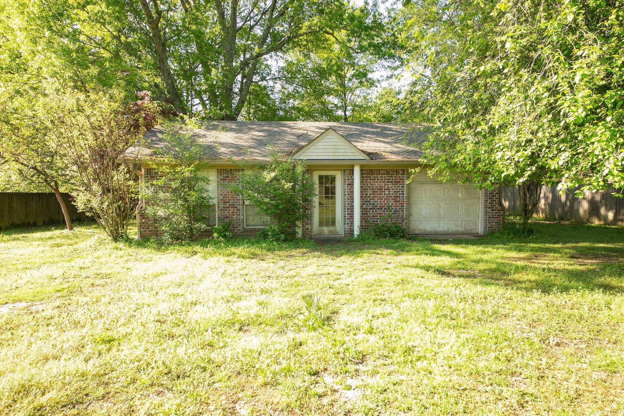 Derden Estates - Residential Lease