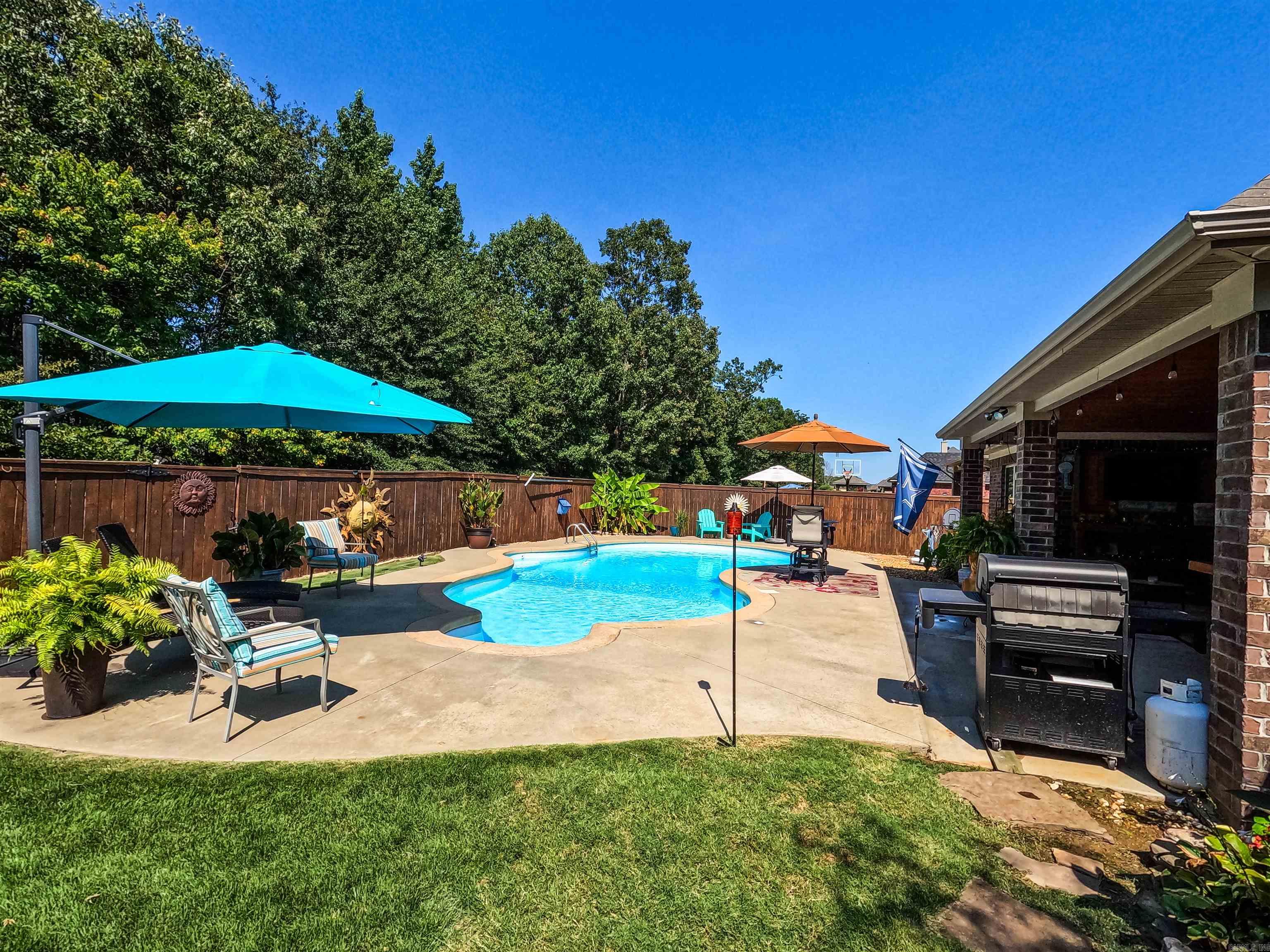 COUNTRY CLUB OF AR-QUARTERS ADDN - Residential