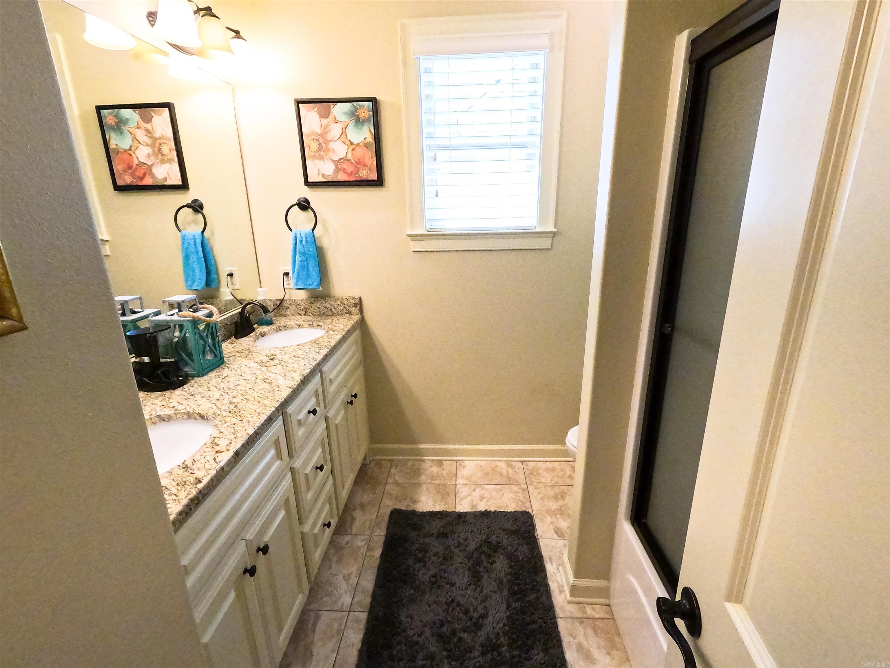 COUNTRY CLUB OF AR-QUARTERS ADDN - Residential