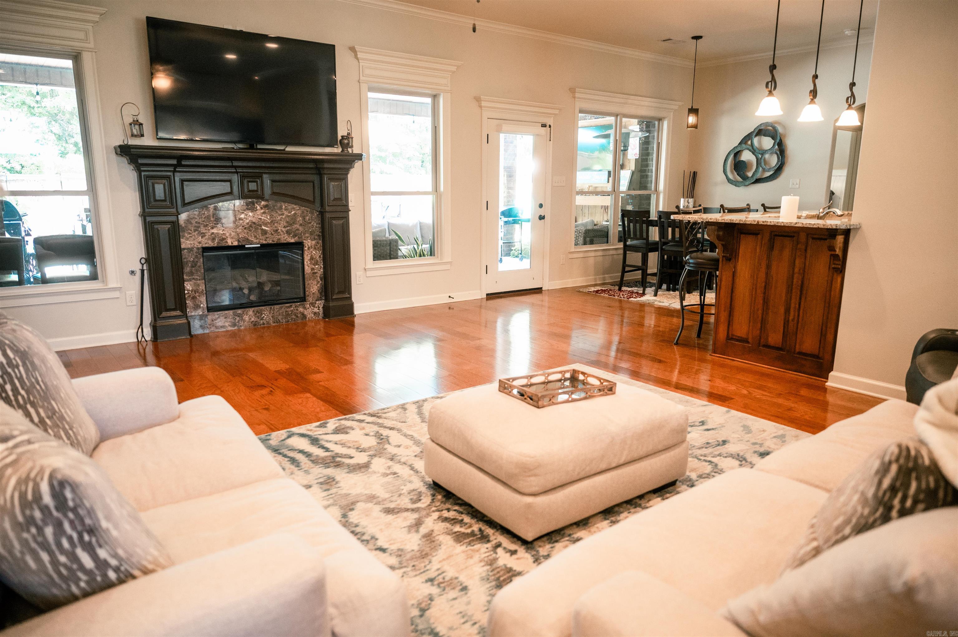 COUNTRY CLUB OF AR-QUARTERS ADDN - Residential