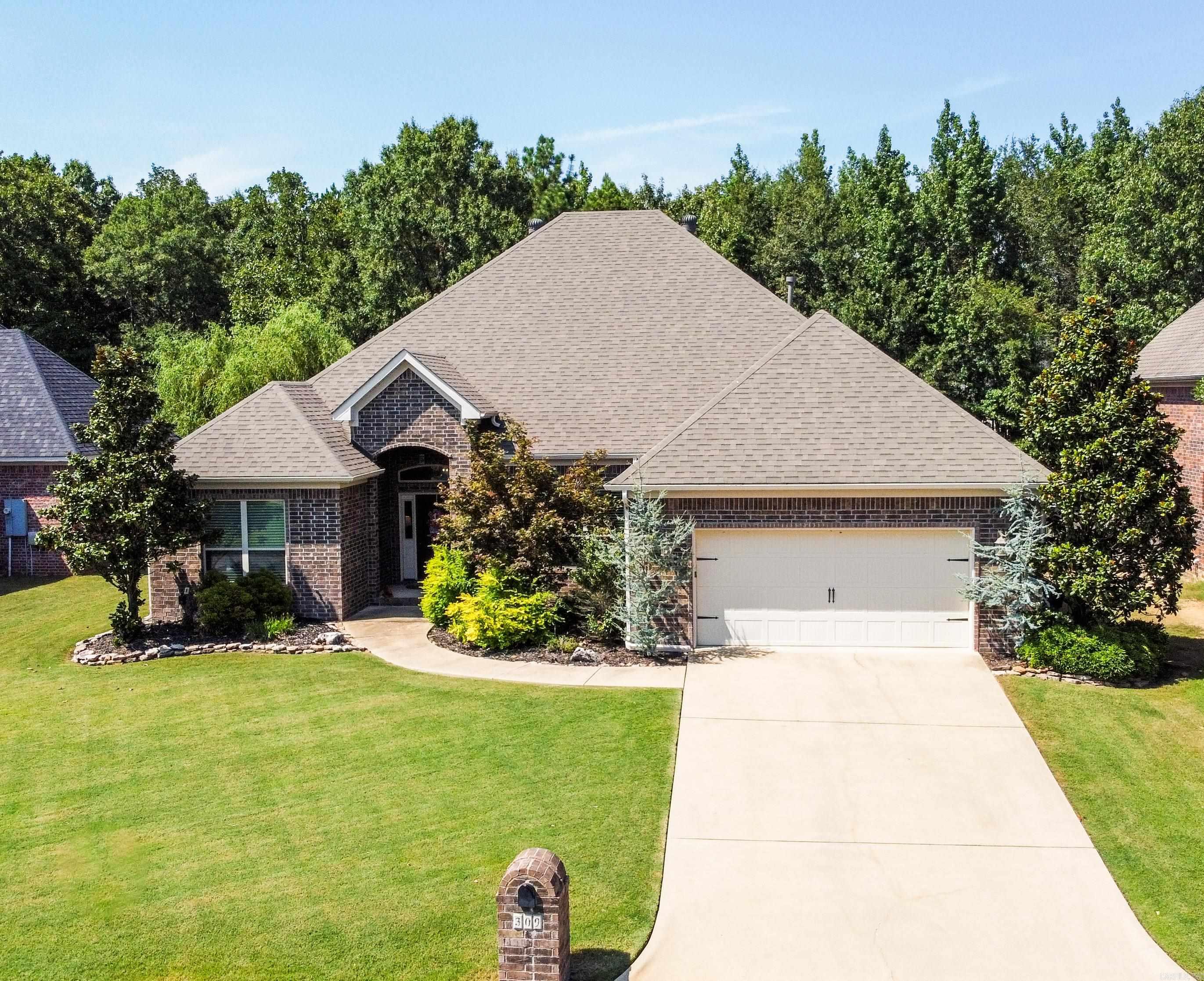 COUNTRY CLUB OF AR-QUARTERS ADDN - Residential