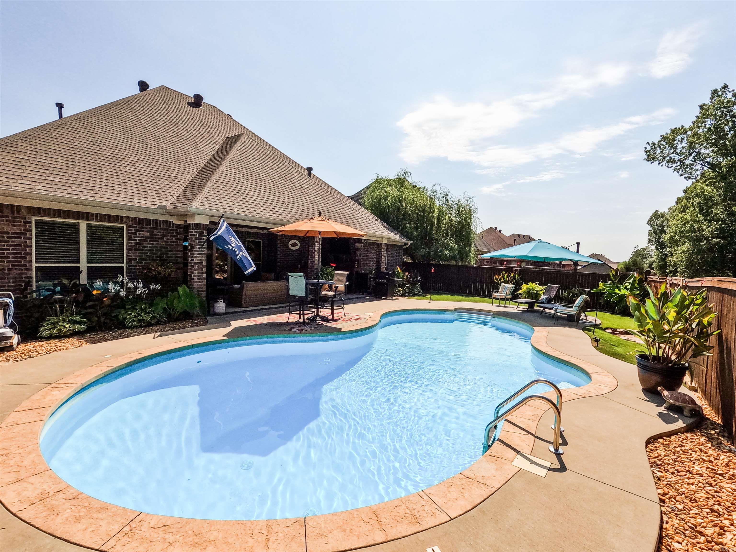 COUNTRY CLUB OF AR-QUARTERS ADDN - Residential