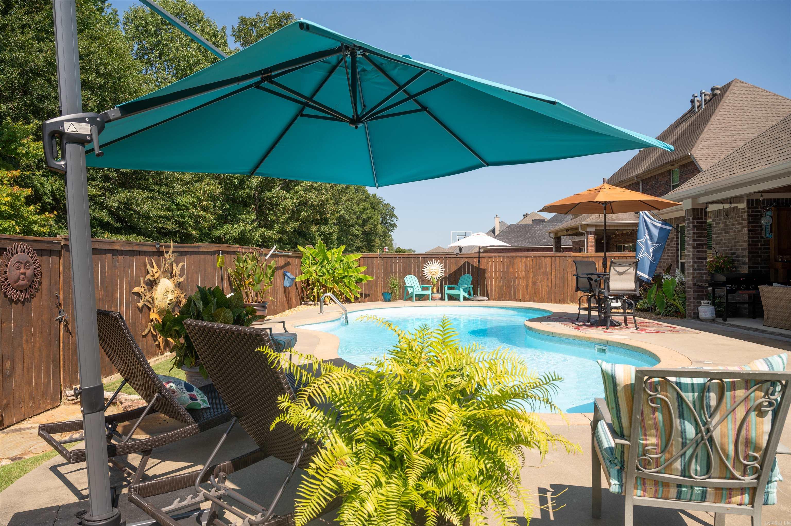 COUNTRY CLUB OF AR-QUARTERS ADDN - Residential