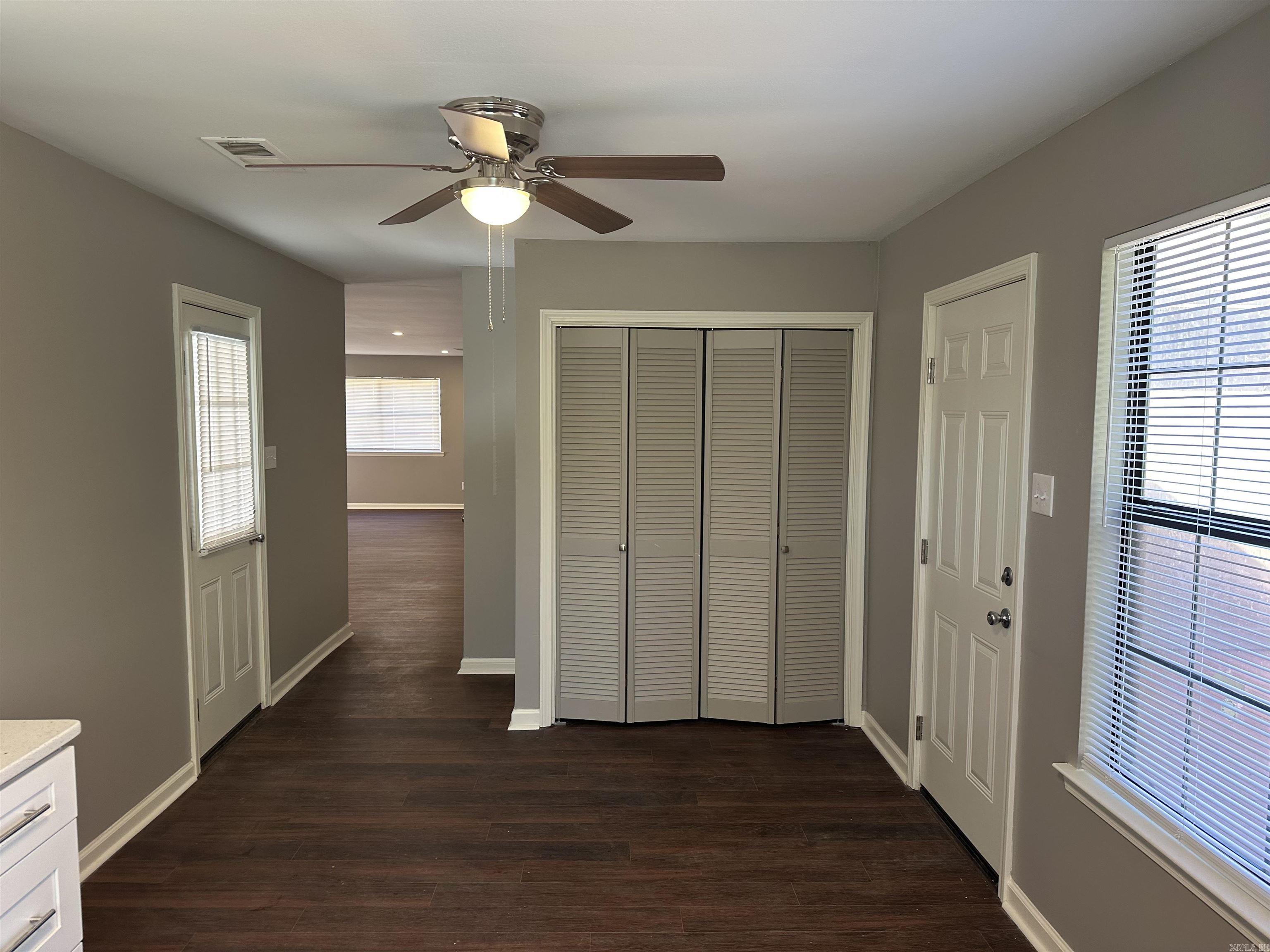 Twin Lakes - Residential