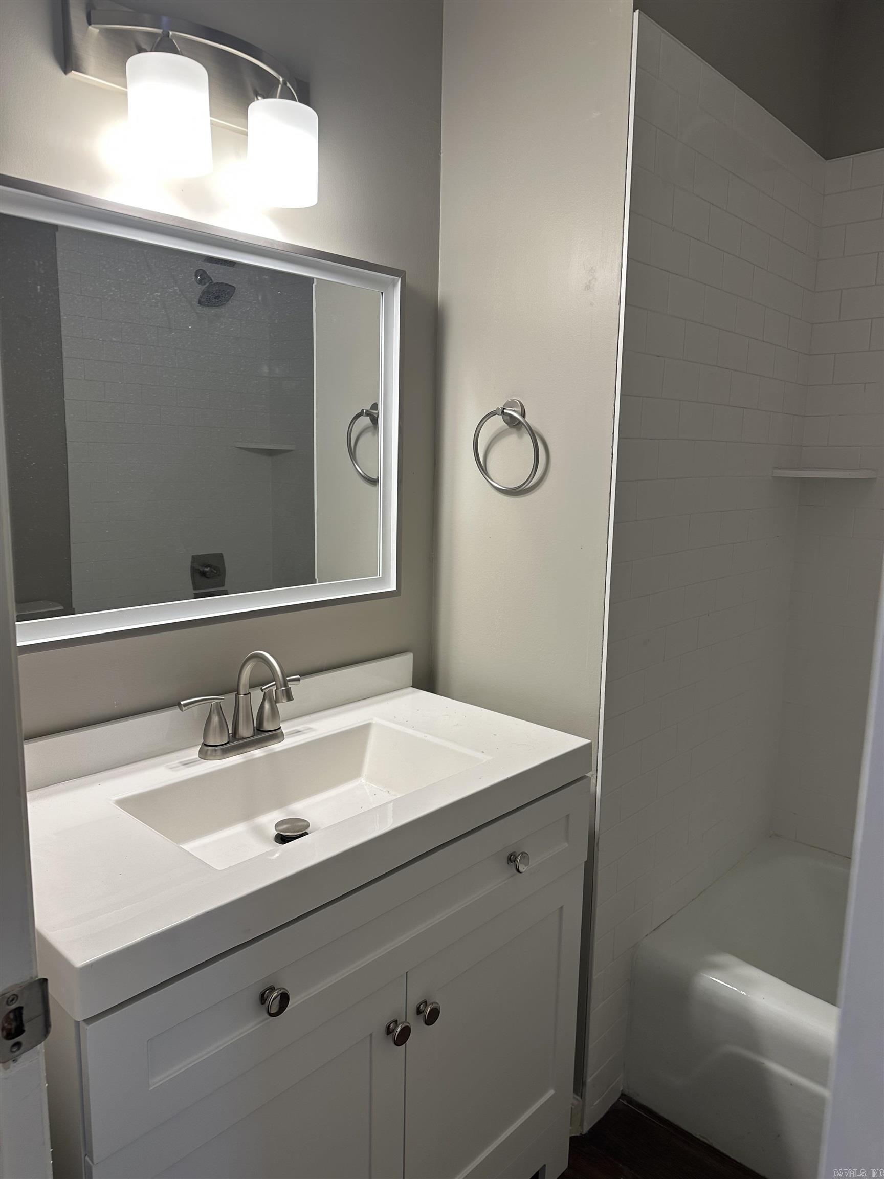 Twin Lakes - Residential