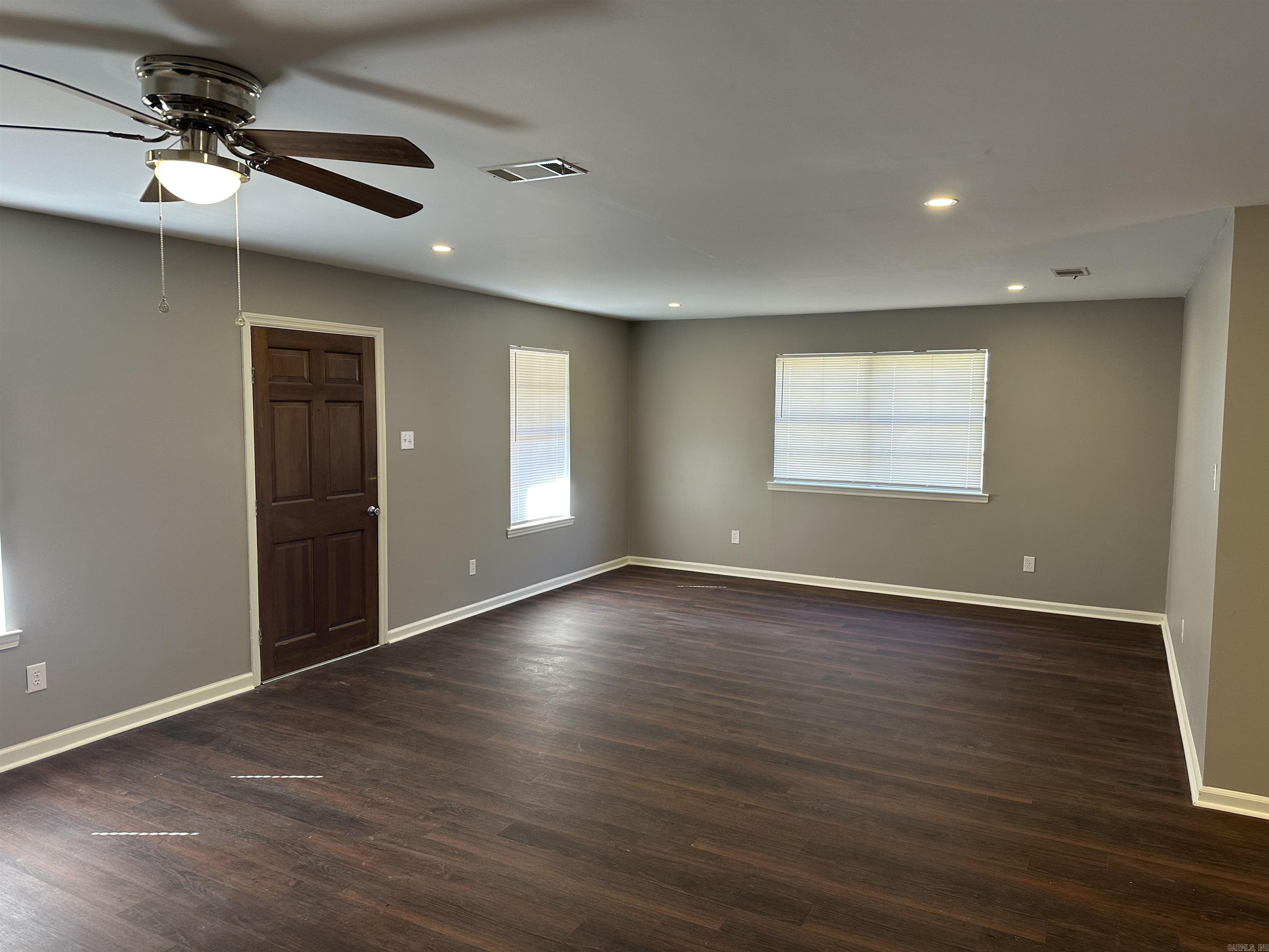 Twin Lakes - Residential