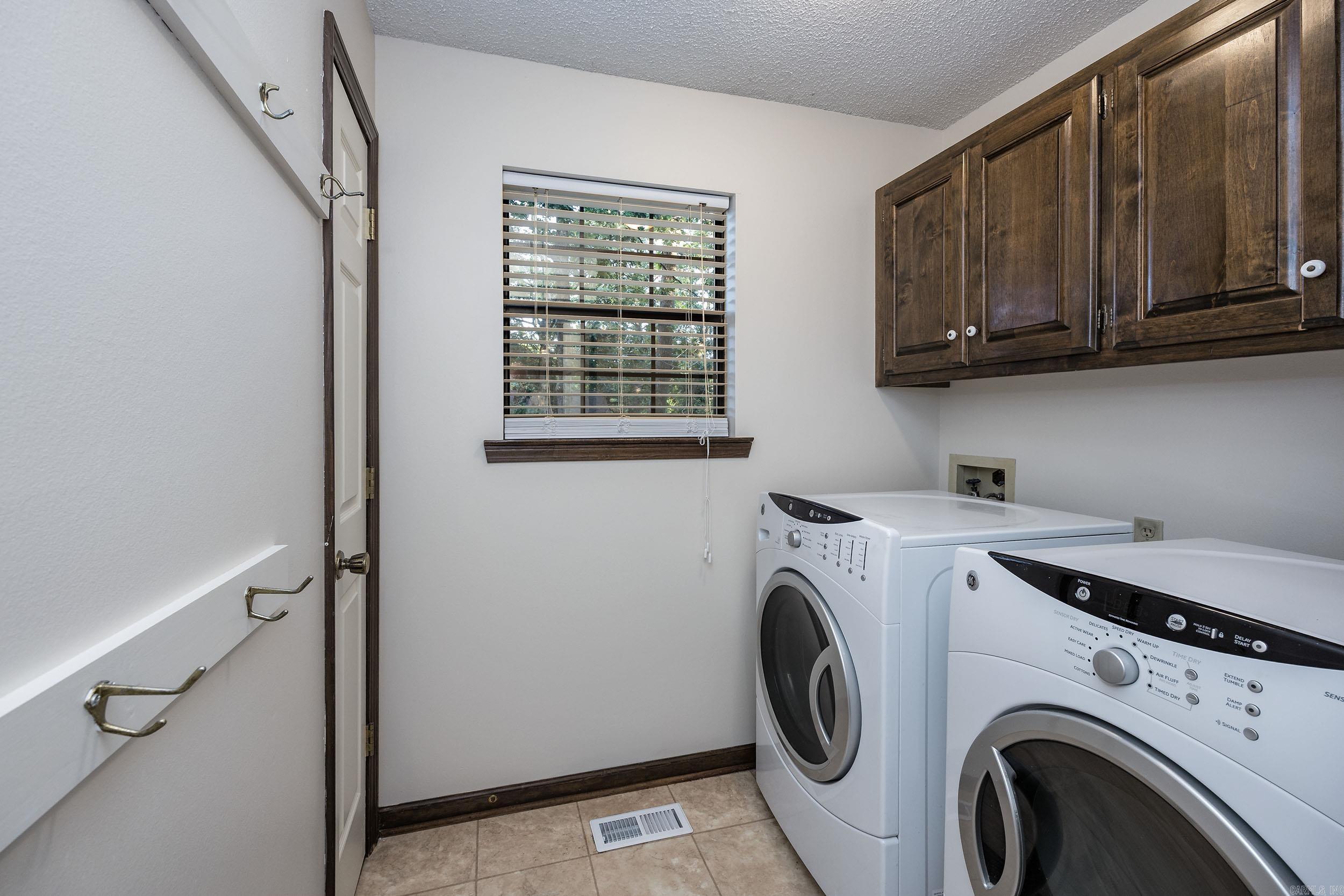 SANDPIPER WEST - Residential