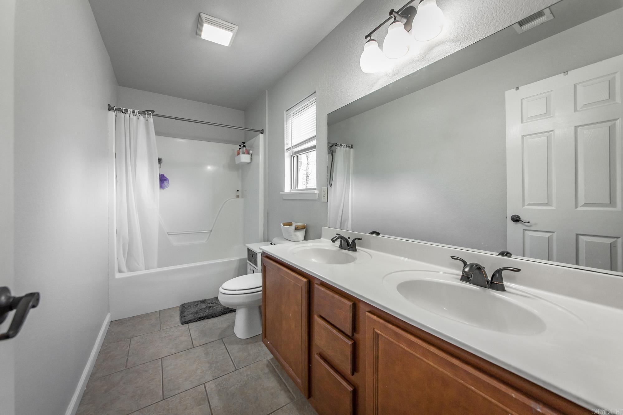 SOUTHERN COMFORT ESTATES - Residential