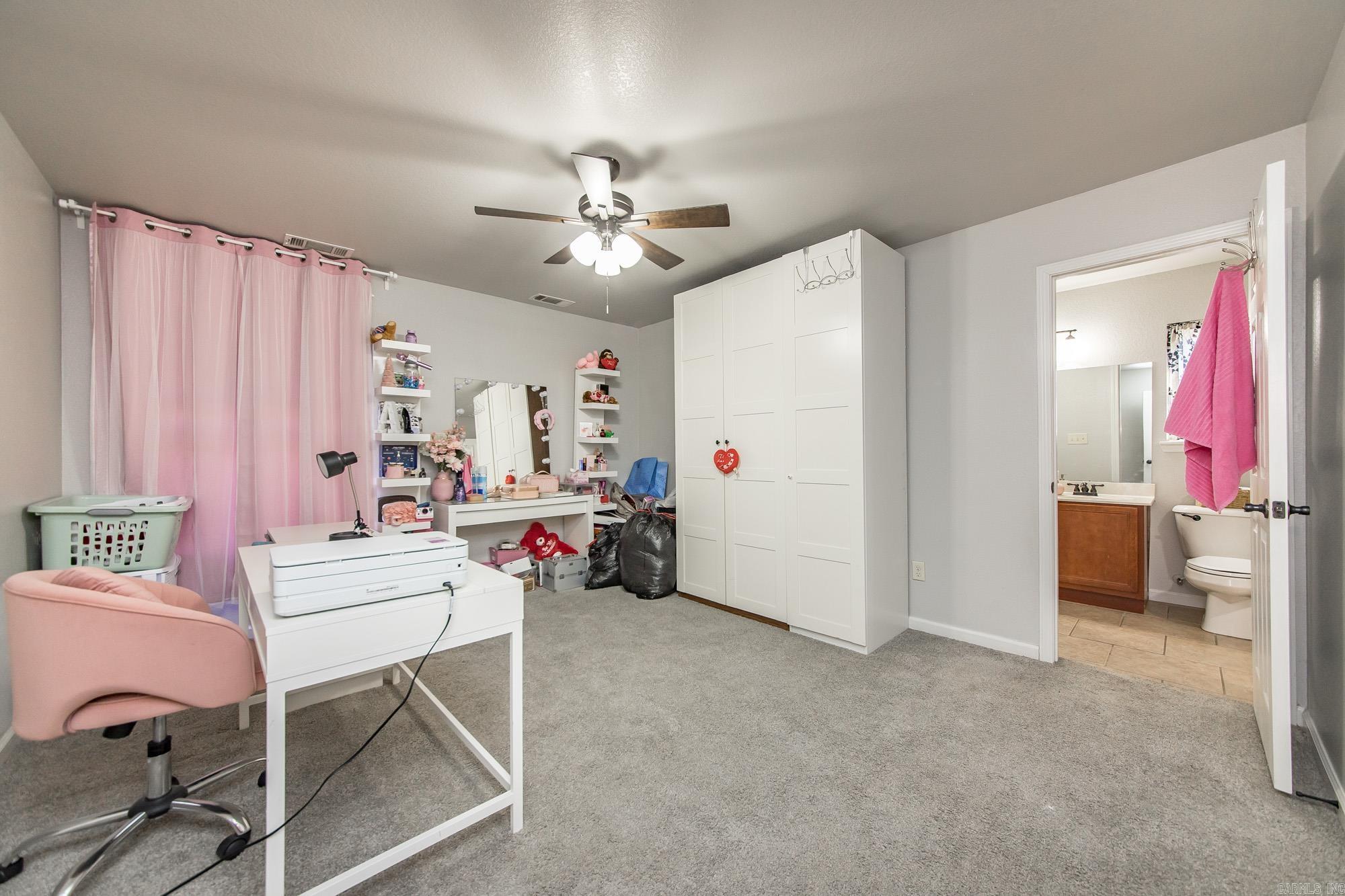 SOUTHERN COMFORT ESTATES - Residential