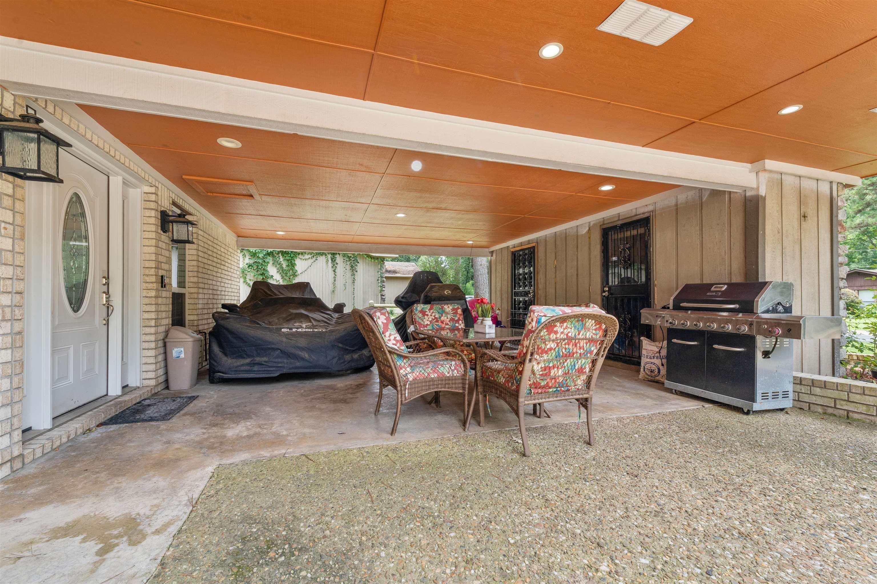 WINTER WOOD - Residential