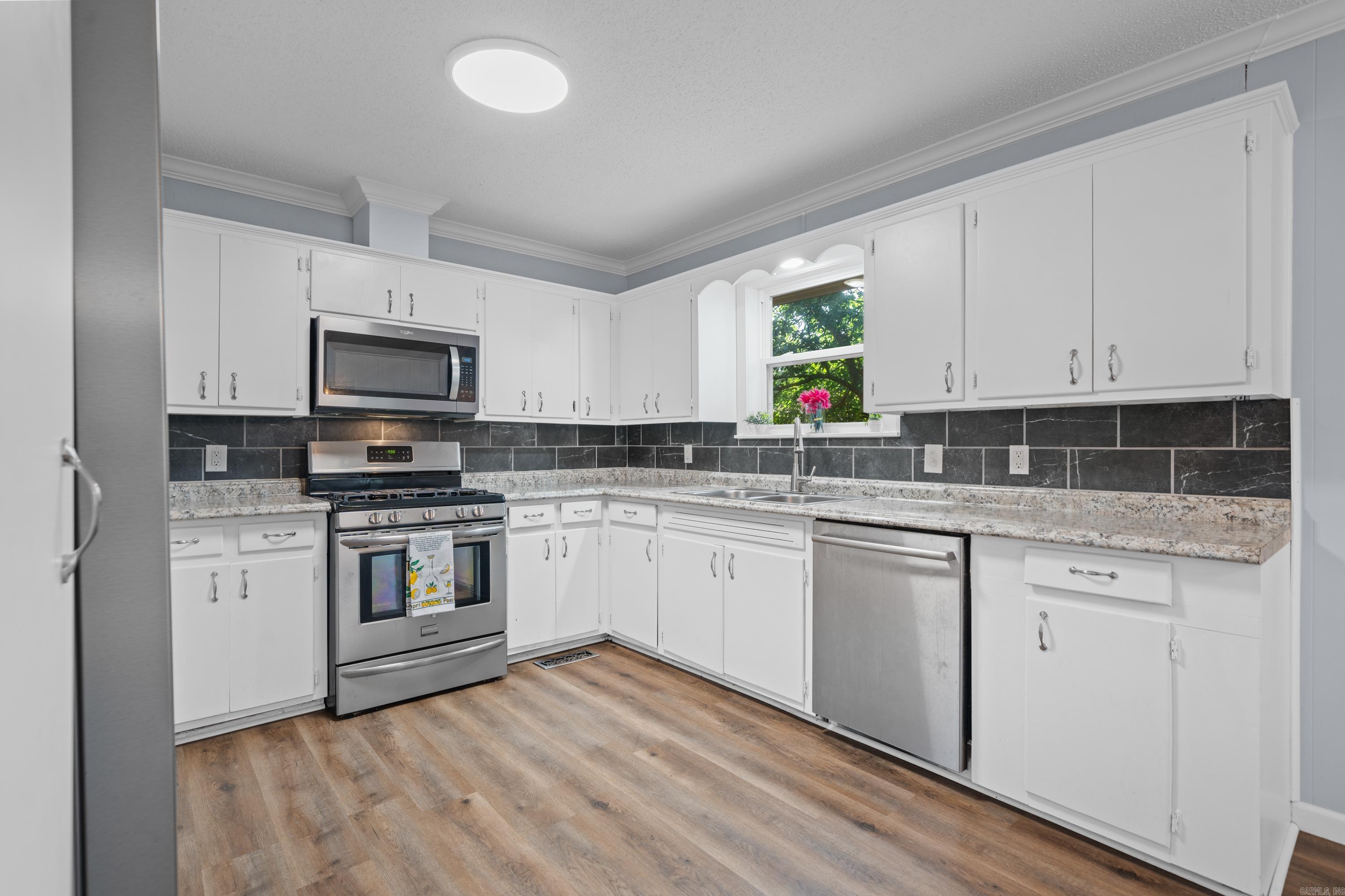 Pine Vista Estates II - Residential