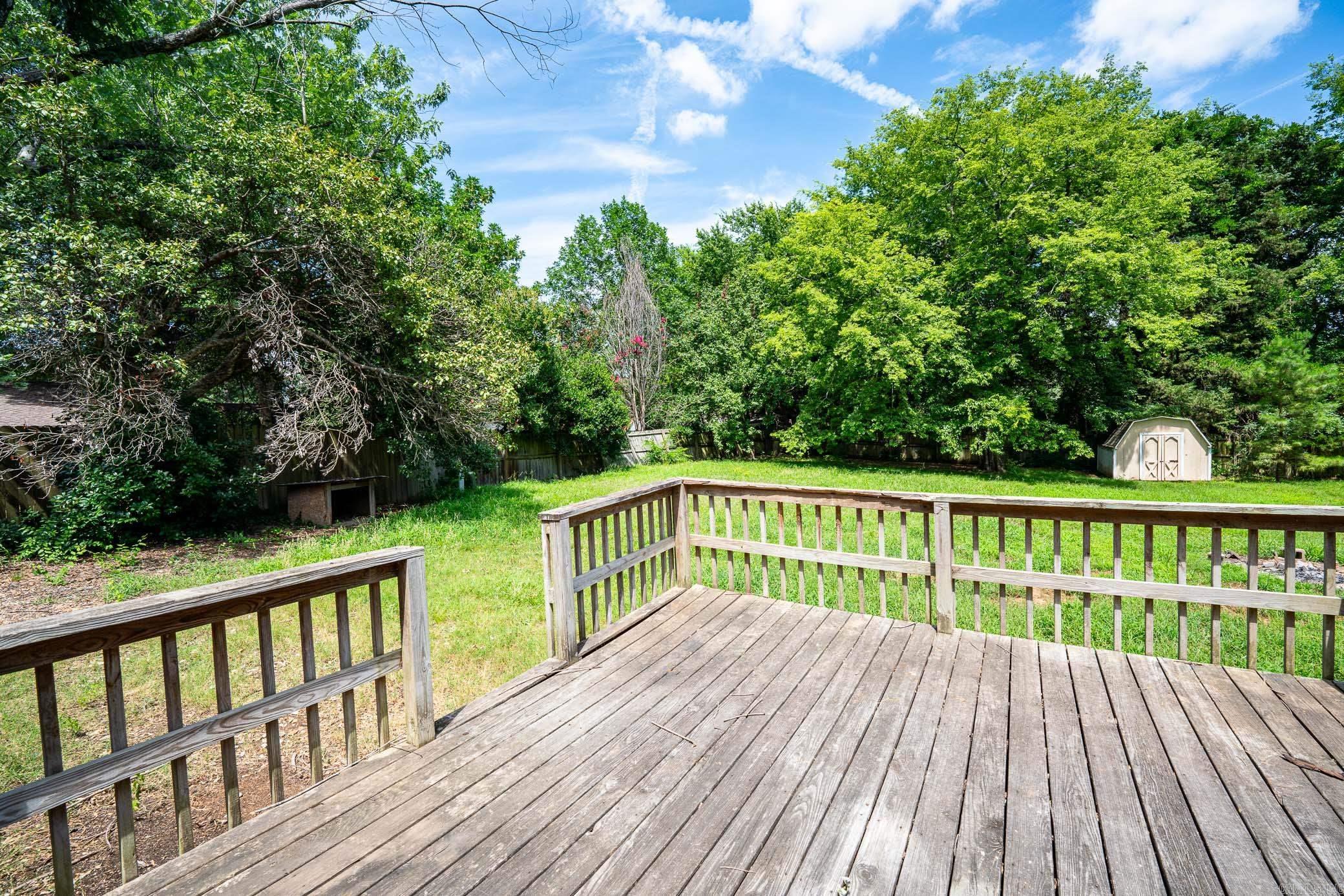 CREEKWOOD - Residential