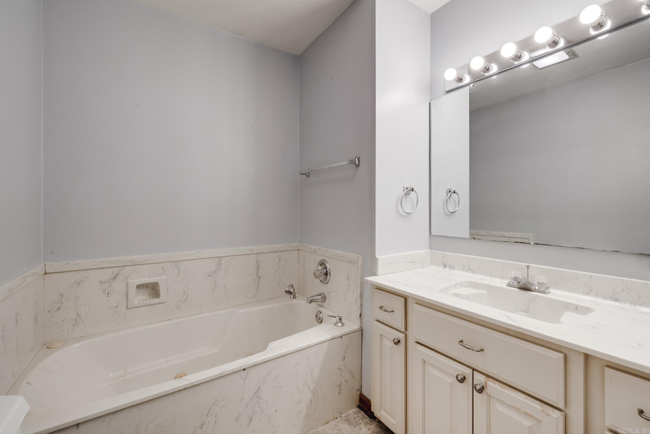 CREEKWOOD - Residential