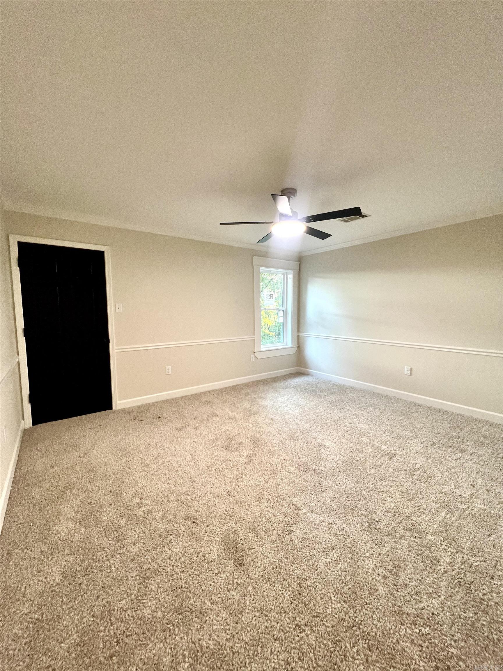 RIVER OAKS - Residential