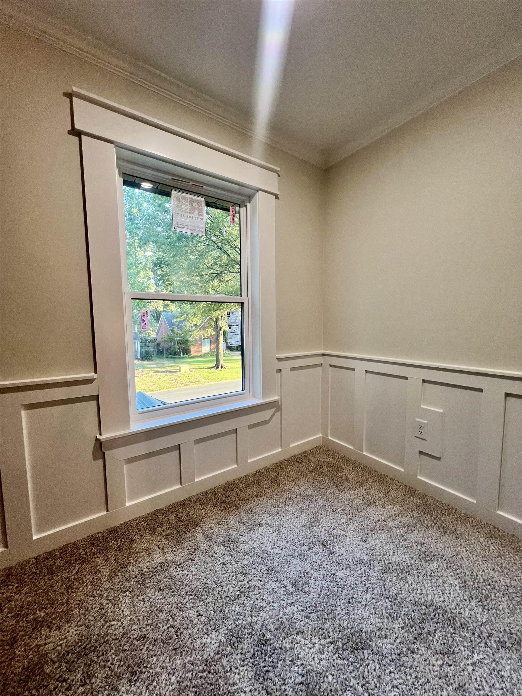 RIVER OAKS - Residential