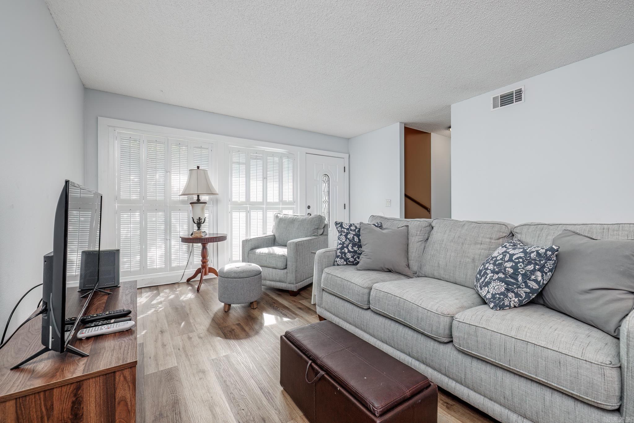 Castellon Courts #1 - Residential