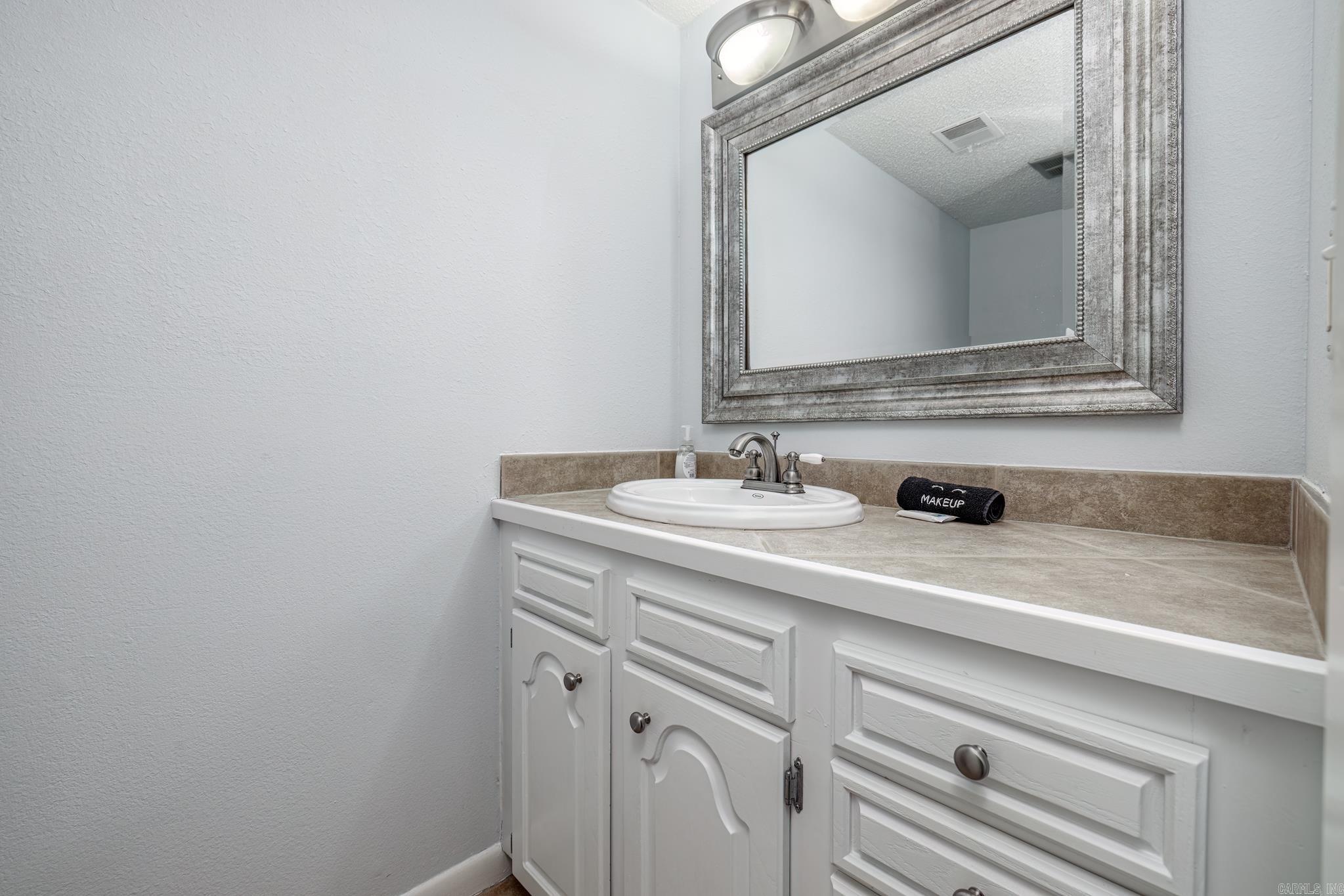 Castellon Courts #1 - Residential