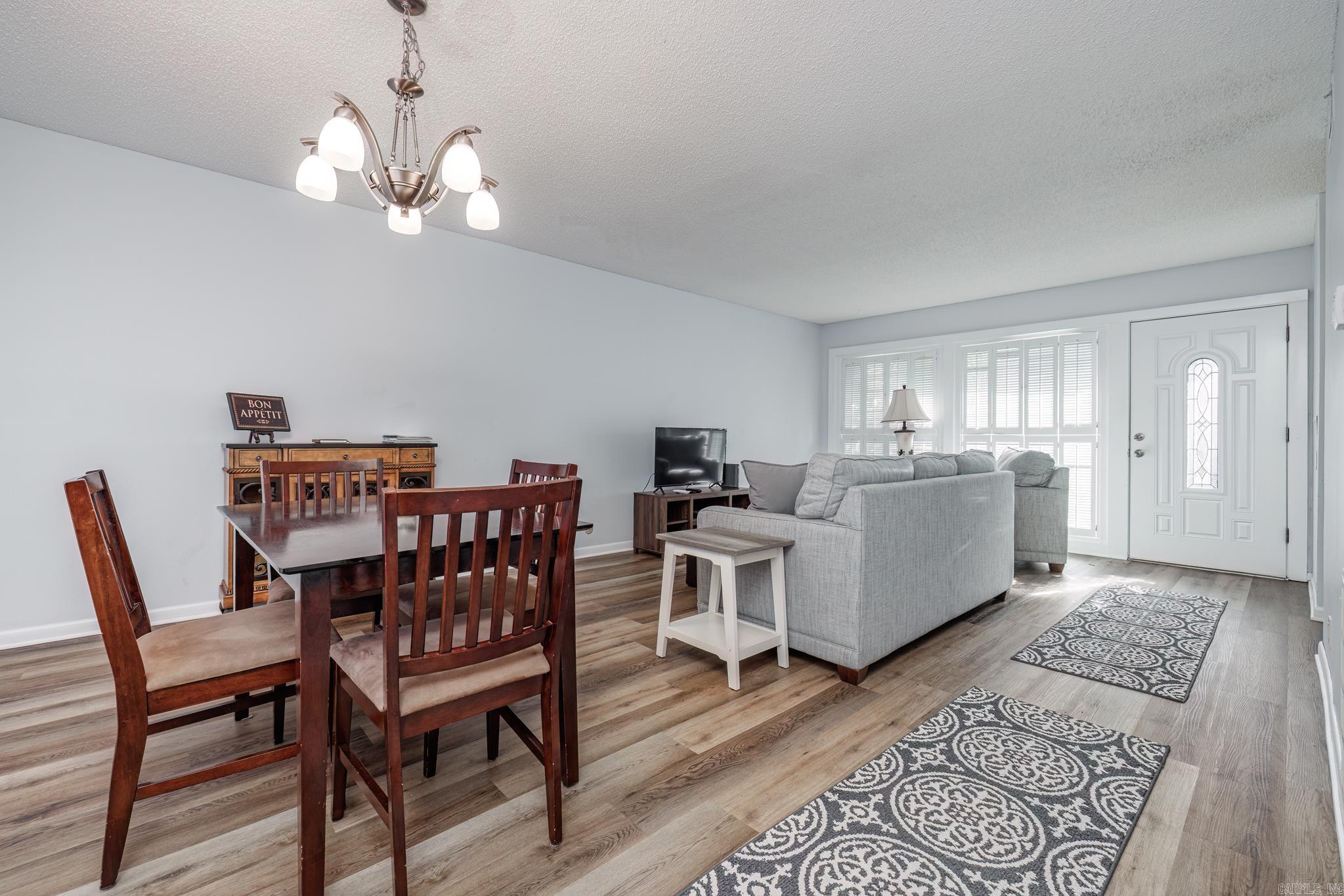 Castellon Courts #1 - Residential