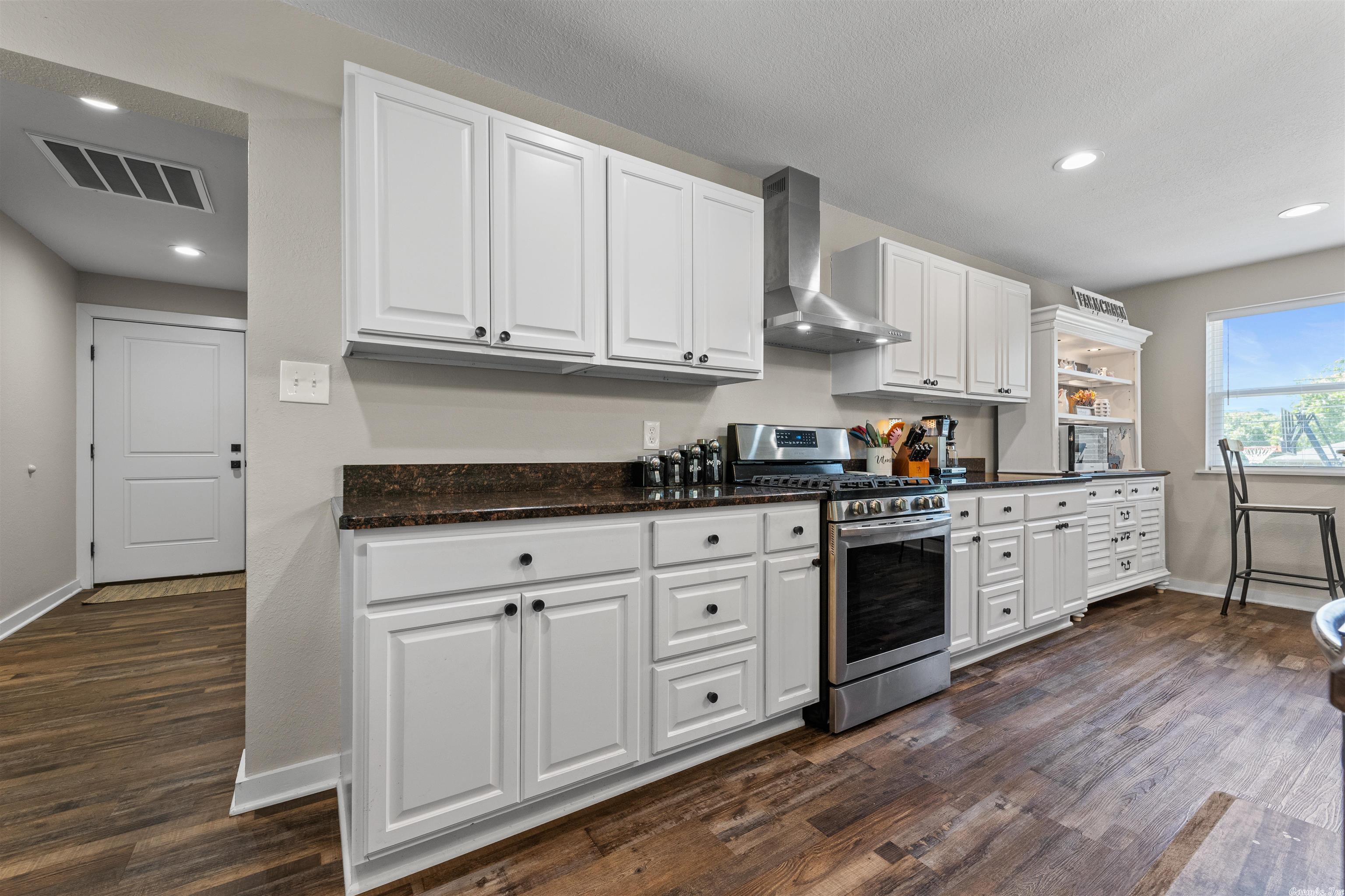 PARADISE MOUNTAIN - Residential