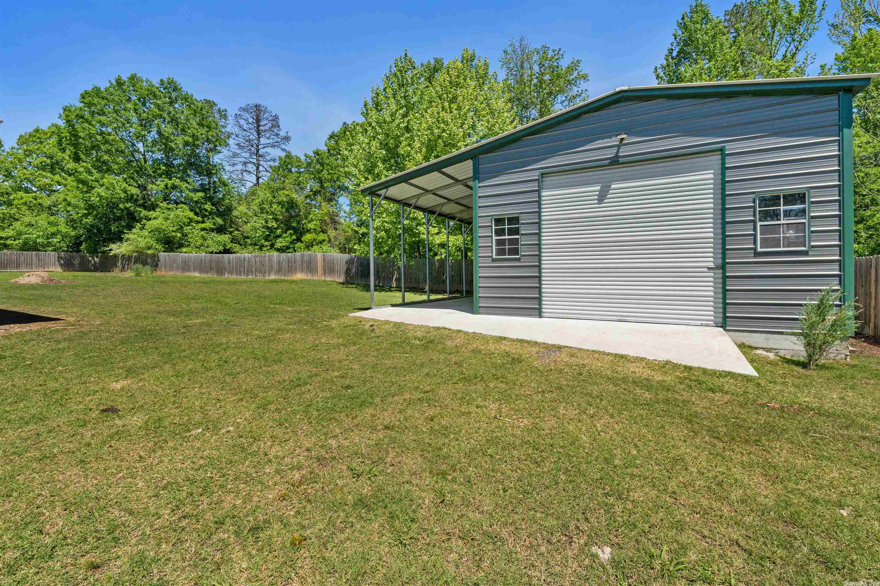 PARADISE MOUNTAIN - Residential