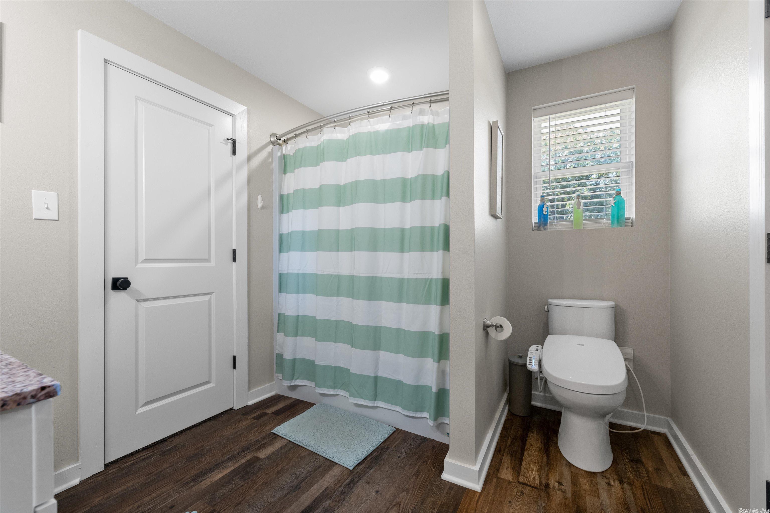 PARADISE MOUNTAIN - Residential