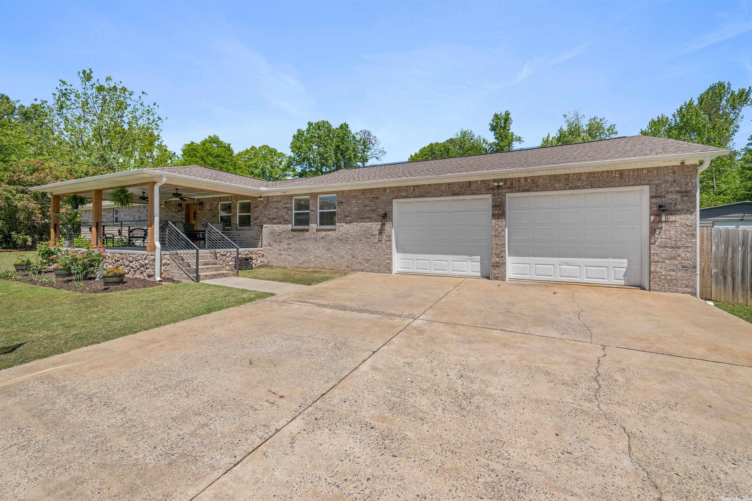 PARADISE MOUNTAIN - Residential