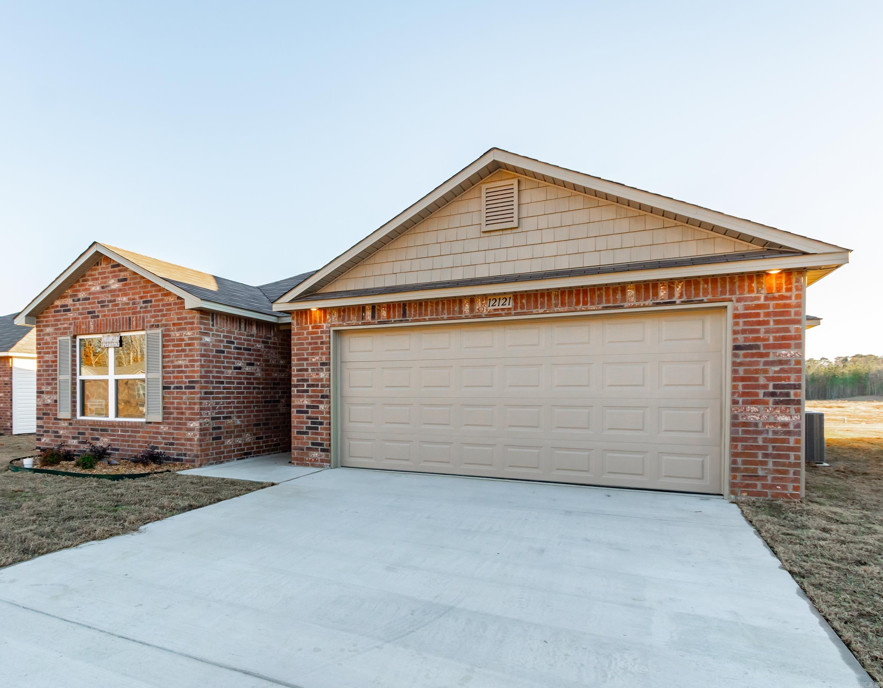 SPRINGLAKE TRAILS - Residential