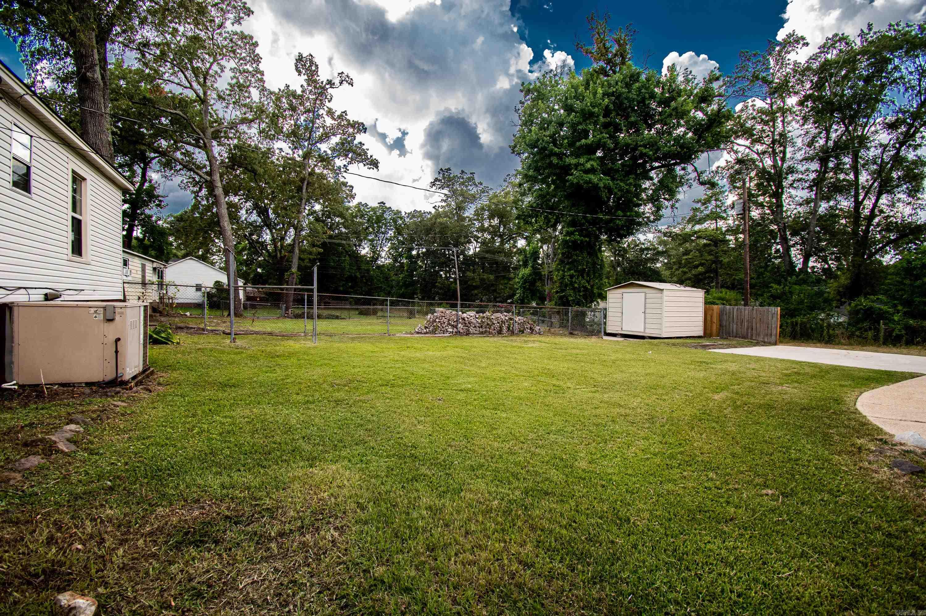 WEST WOODS - Residential